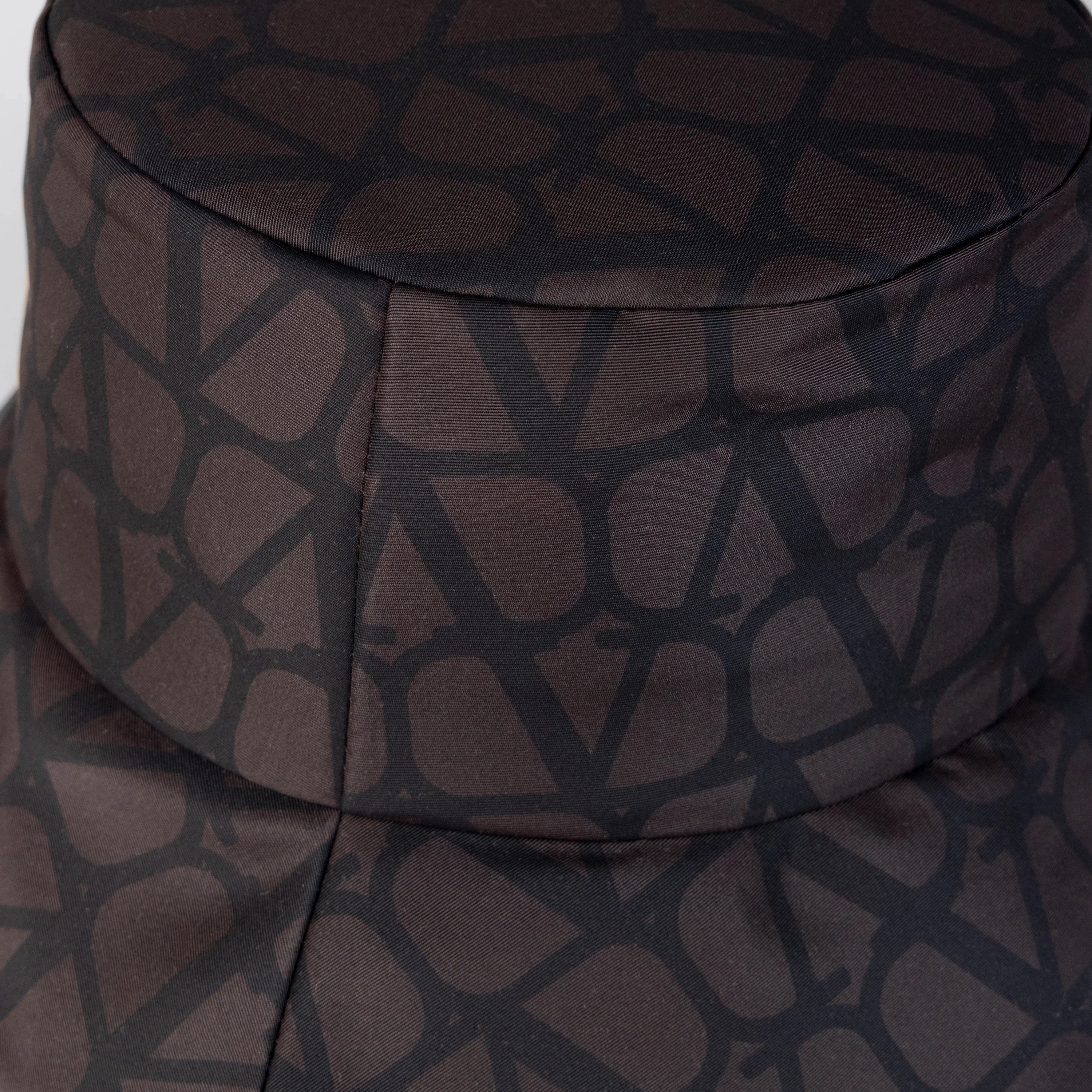 Gorro Negro Café Valentino Vlogo Iconographe