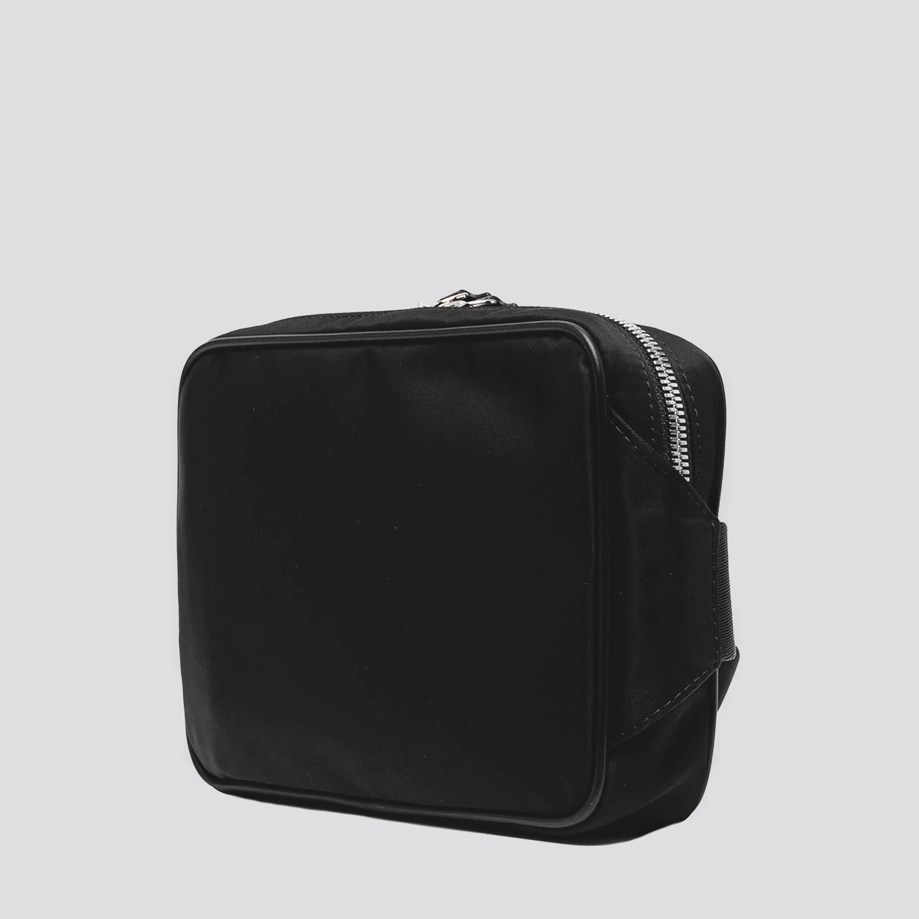 Bolso Negro Versace La Medusa Nylon