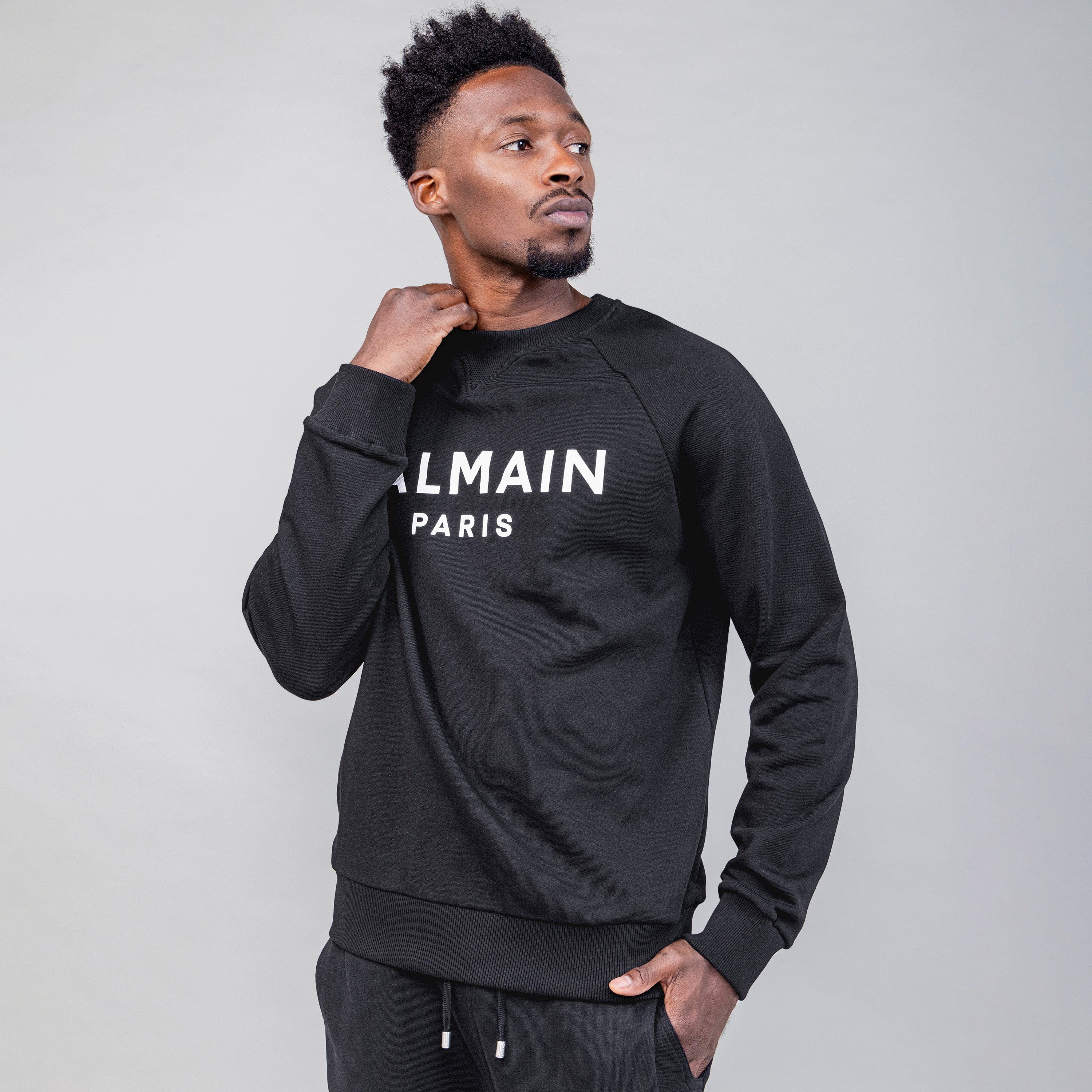 Buzo Negro Balmain Paris Logo