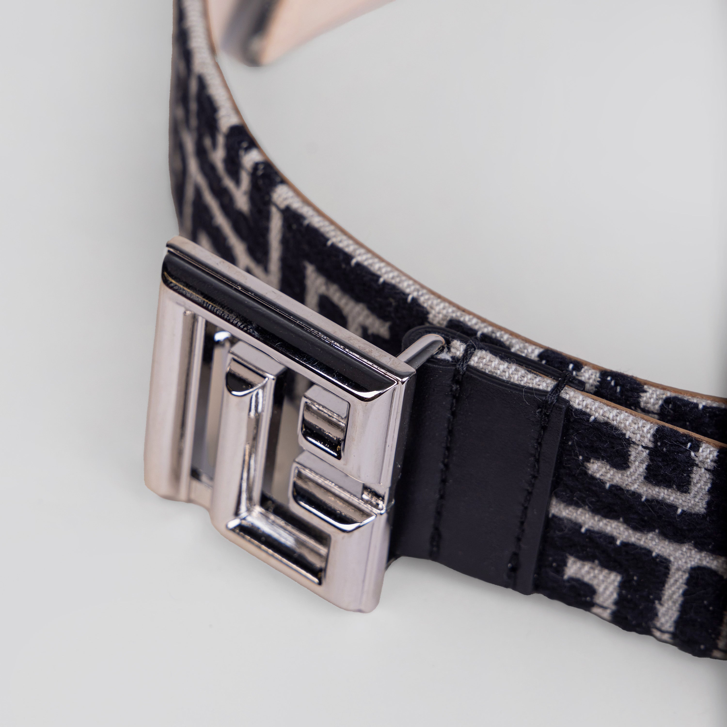Cinturón Negro Balmain Silver Monogram 35 mm