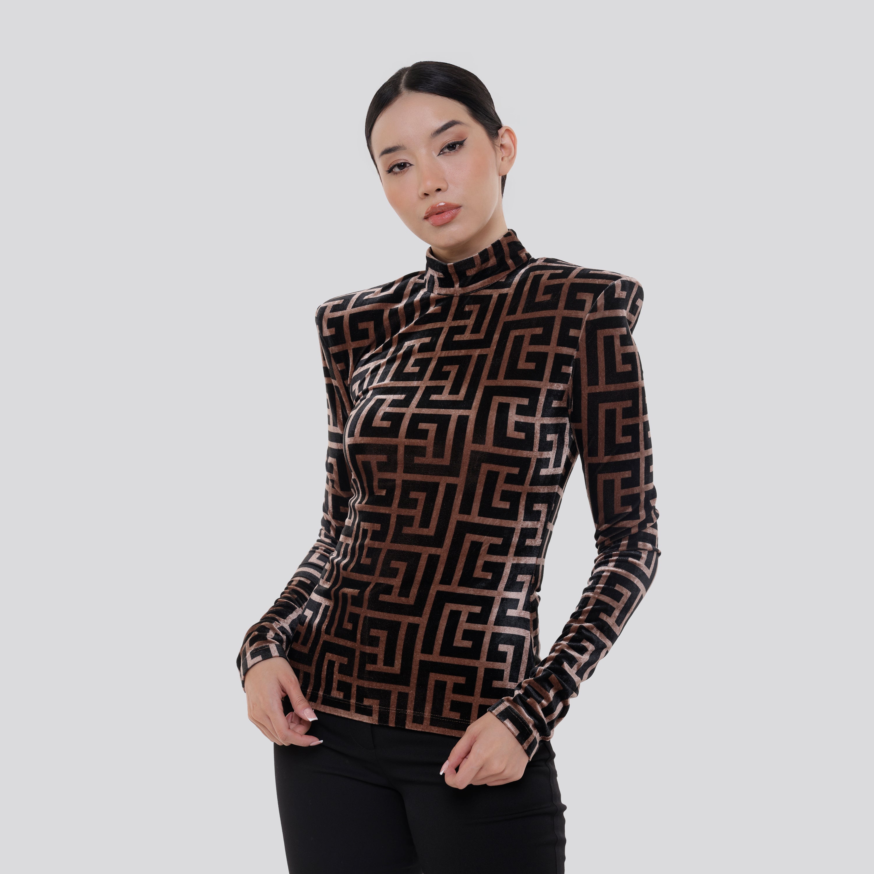 Top Café Balmain Hihg Neck Monogram