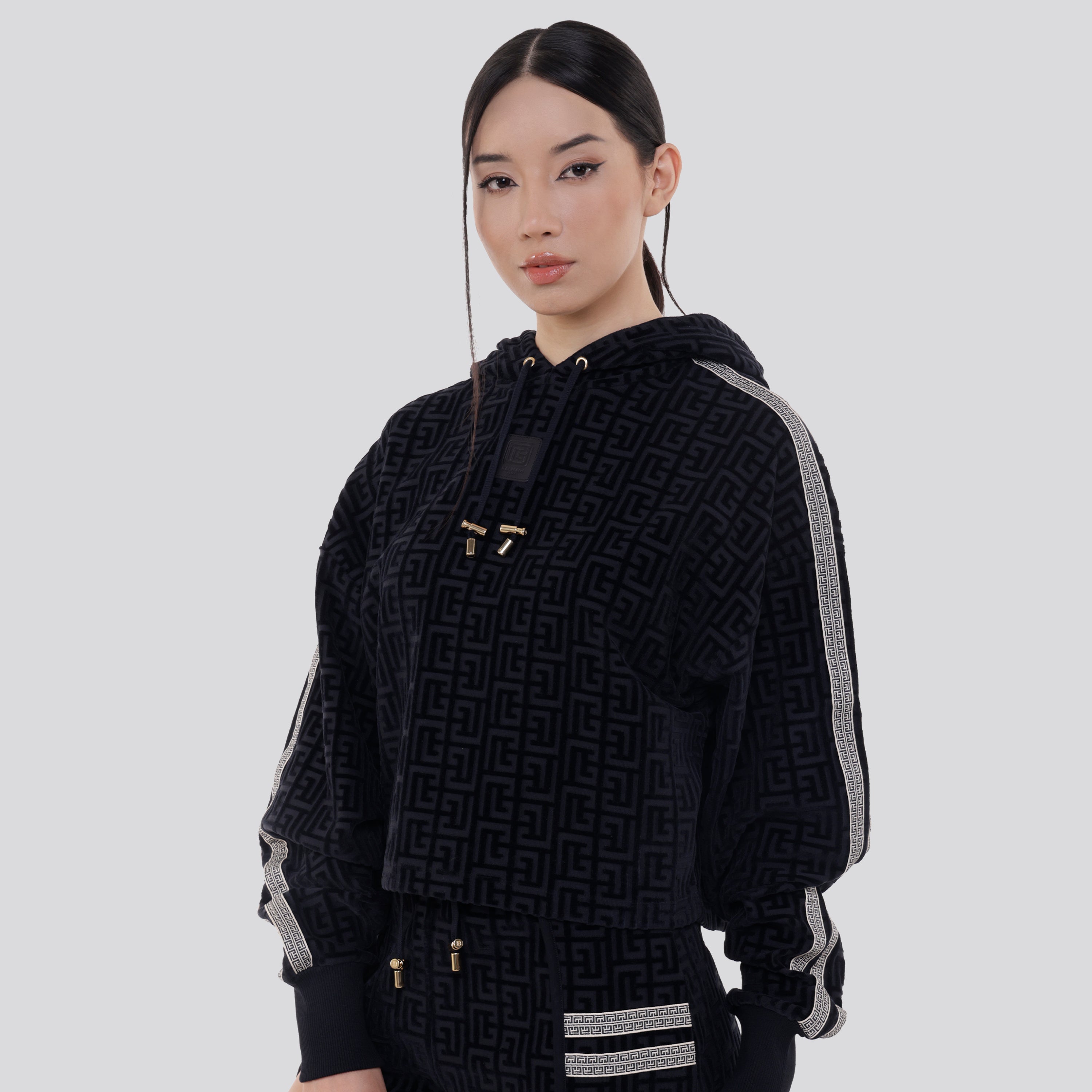 Buzo Tipo Hoodie Negro Balmain Velvet Monogram