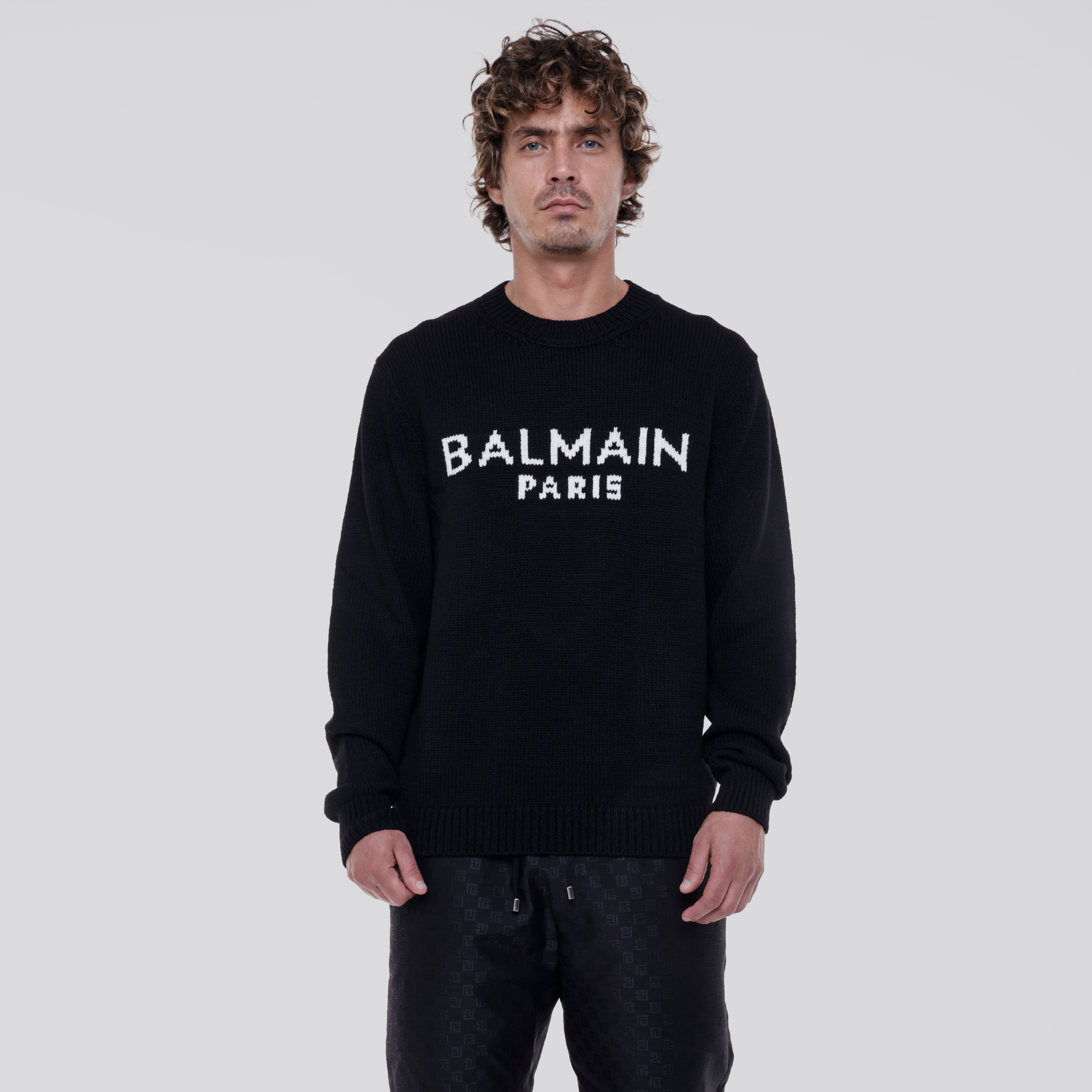 Buzo Negro Balmain Logo