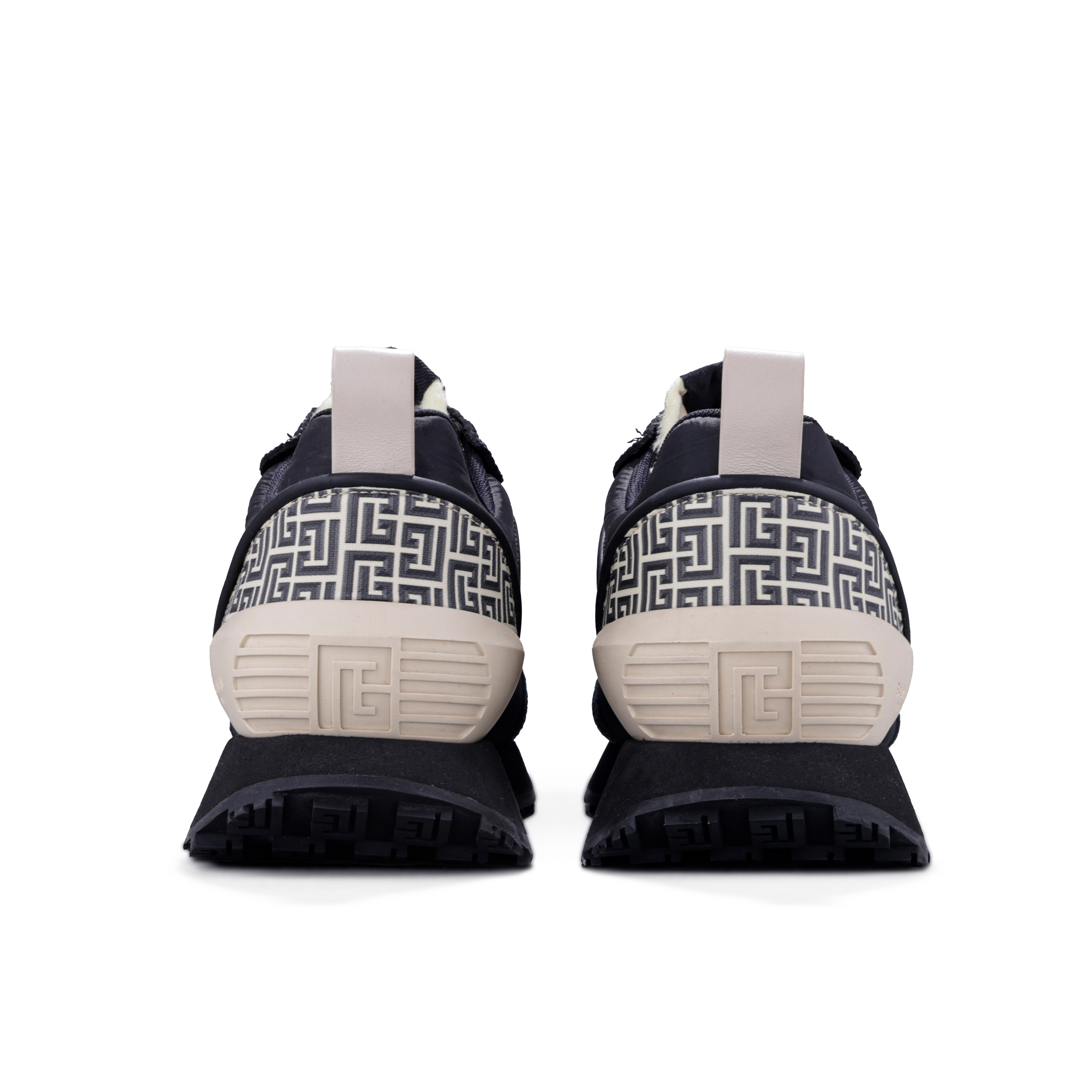 Sneakers Negros Dorado Balmain