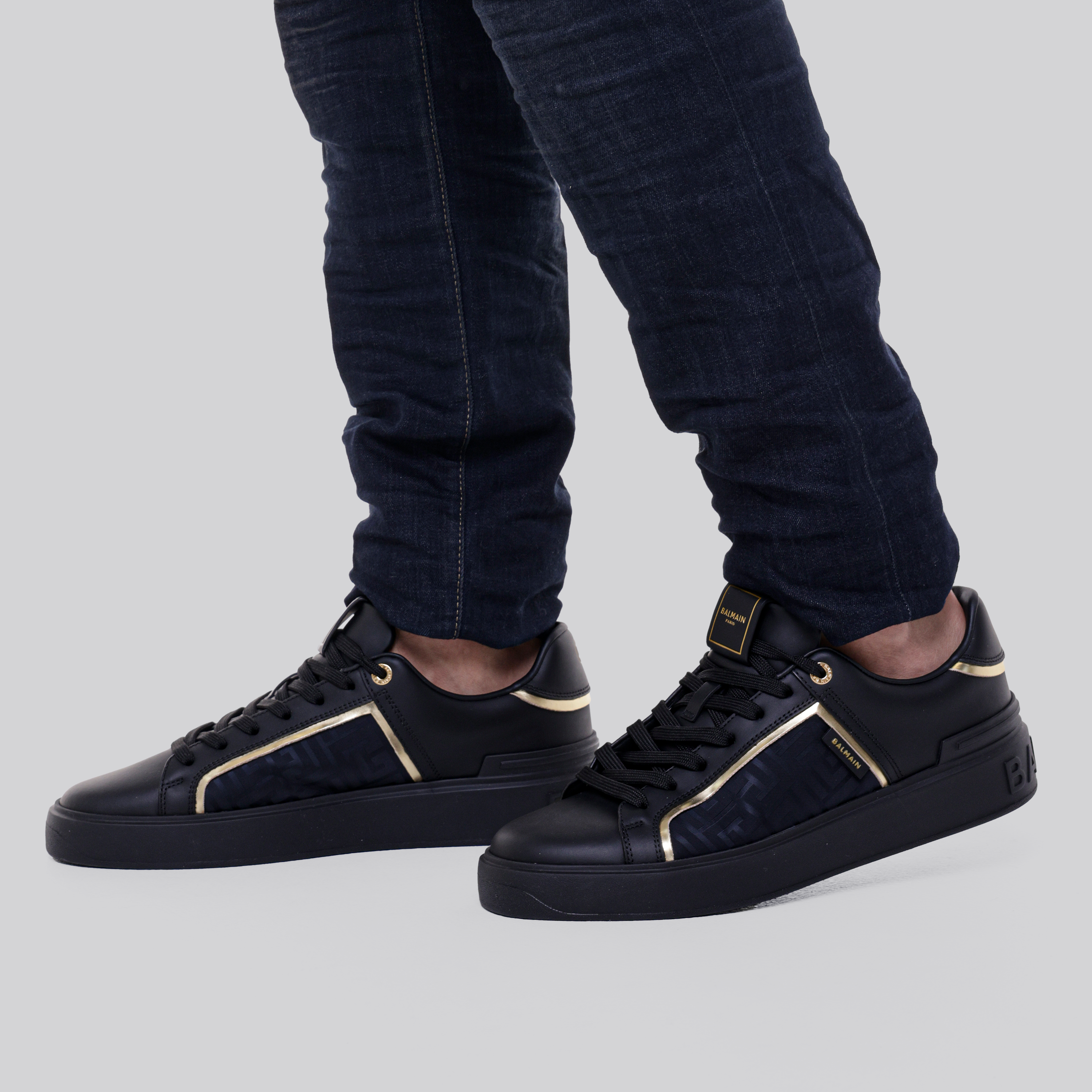 Sneakers Negros Balmain B-Court Monogram