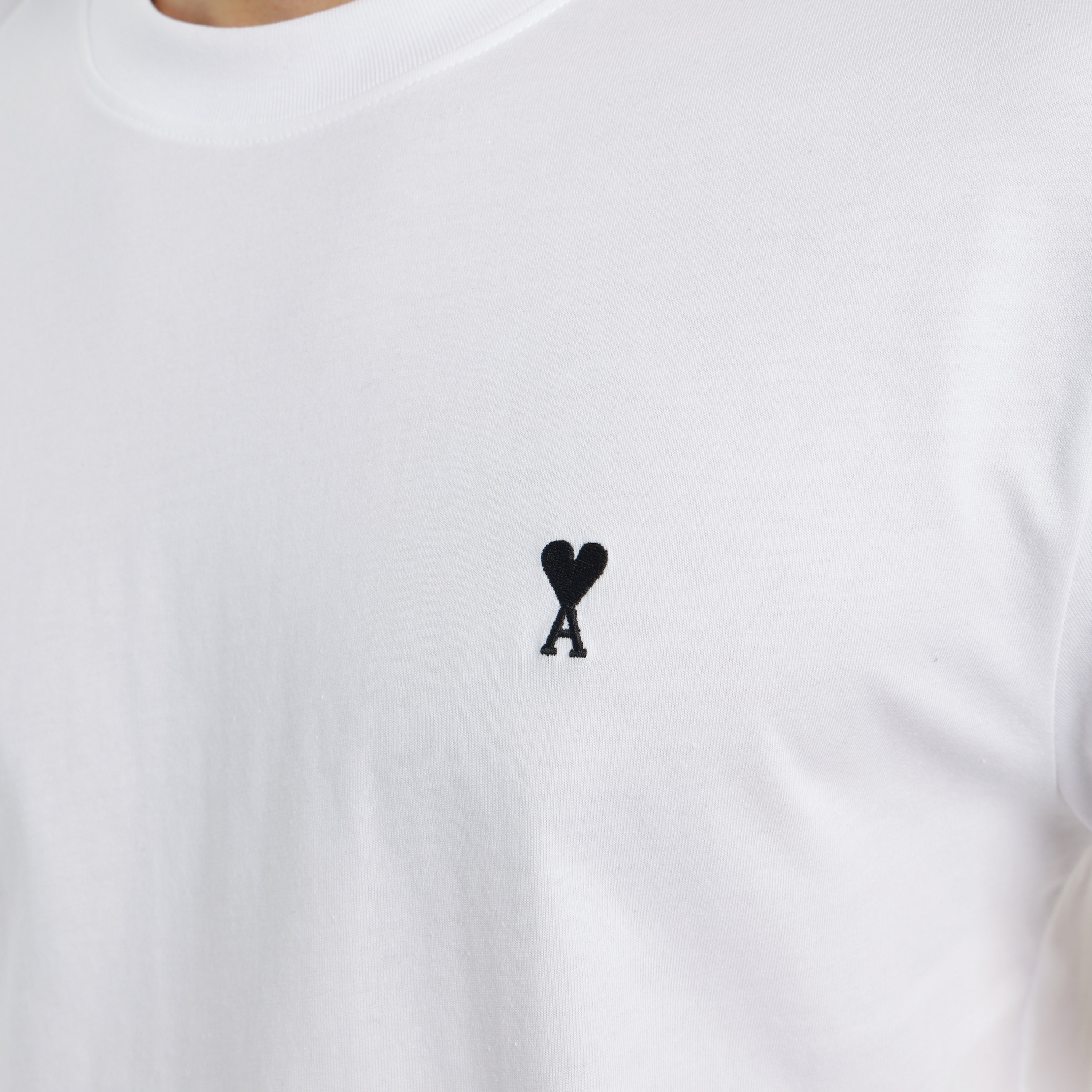 Camiseta Blanca Ami Paris Coeur Contrasted