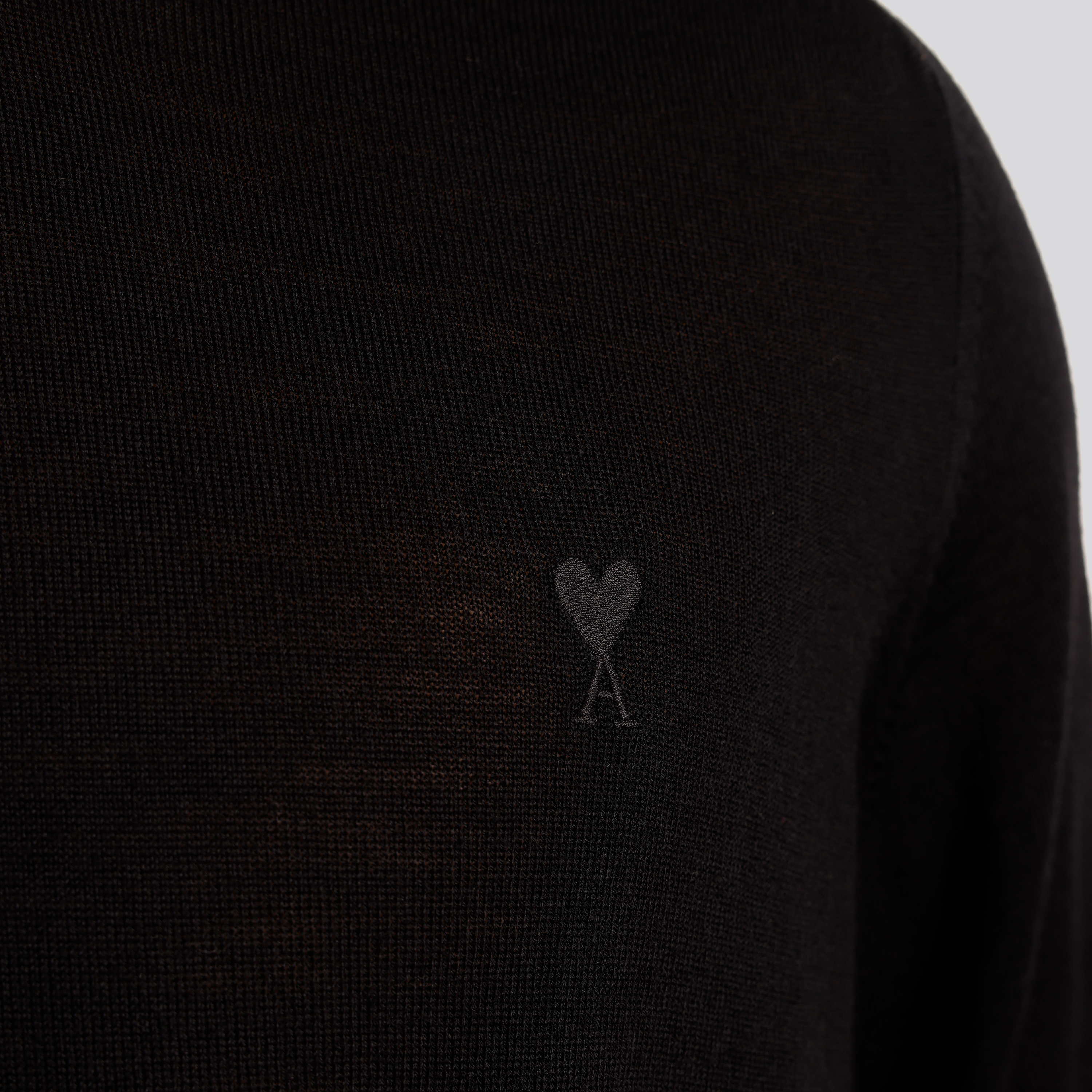 Buzo Negro Ami Paris Coeur