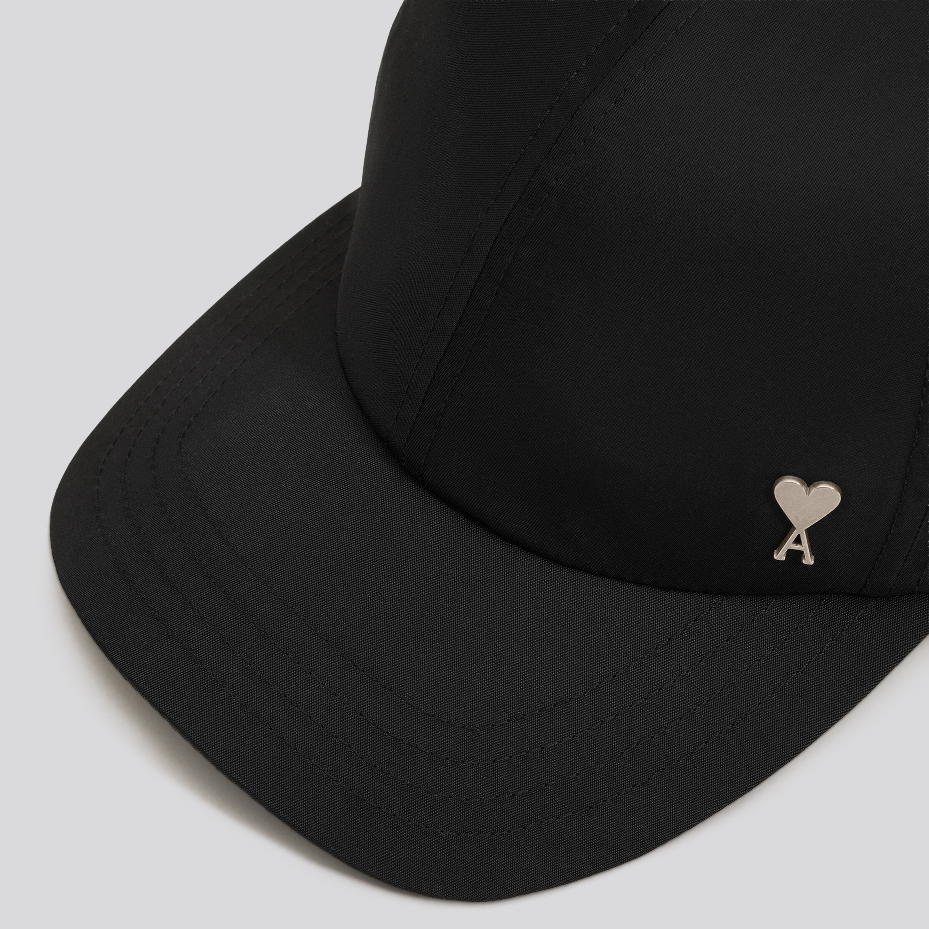 Gorra Negro Ami Paris Coeur
