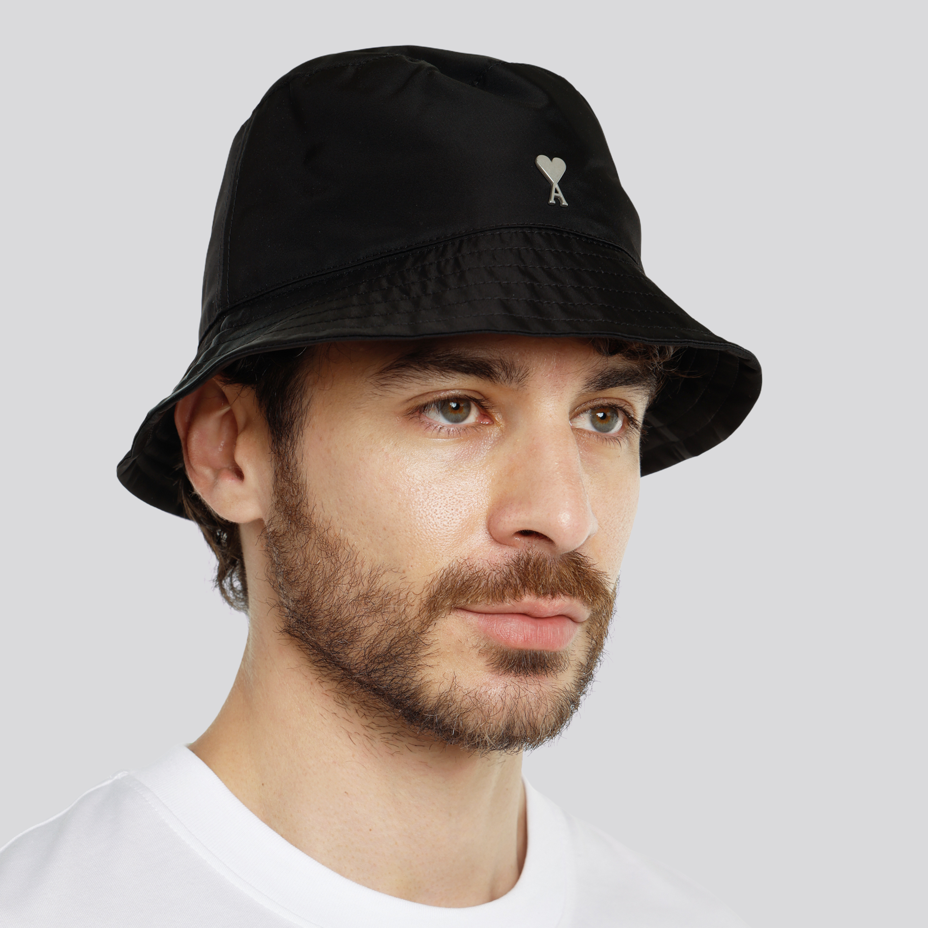Gorro Negro Ami Paris Coeur