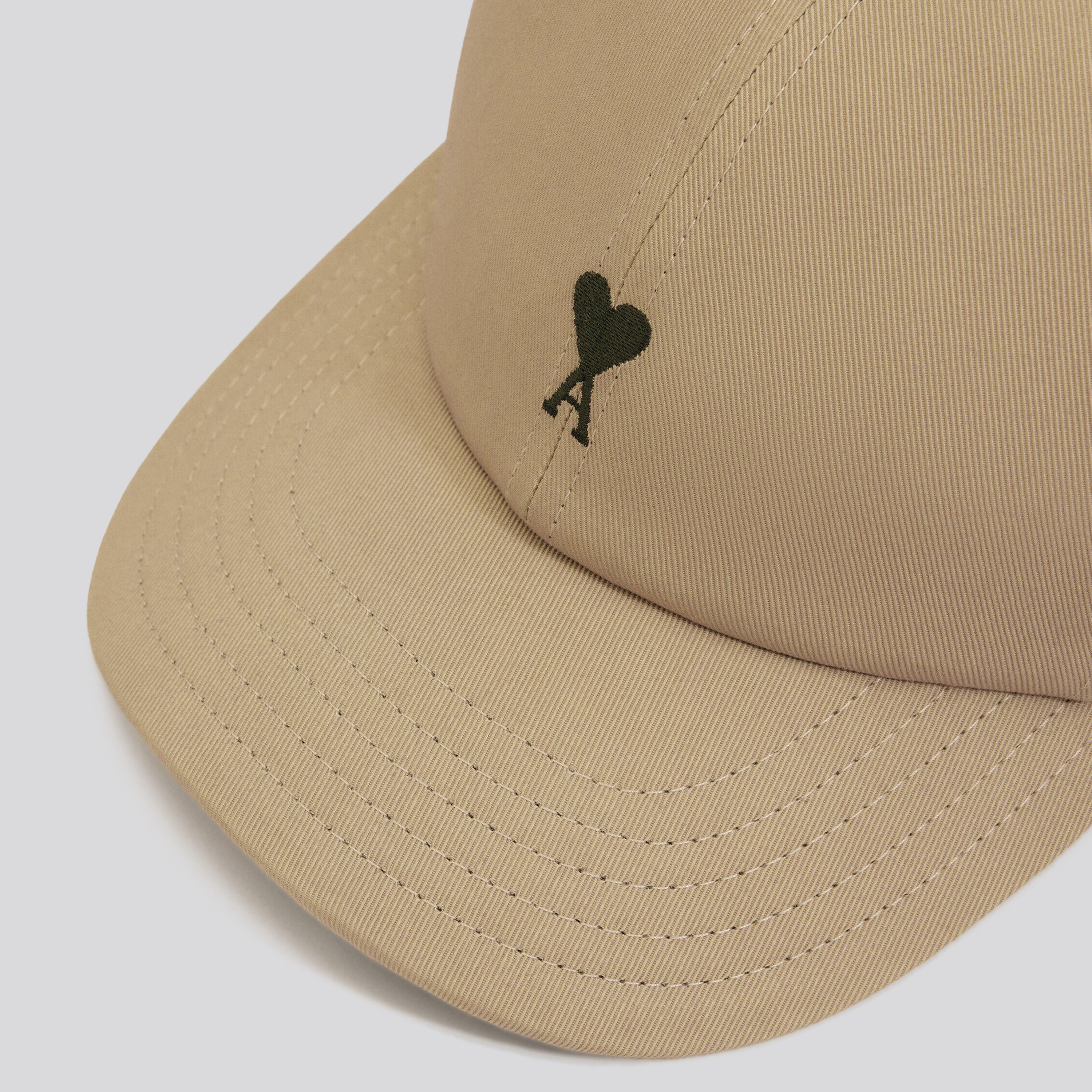 Gorra Beige Ami Paris Coeur