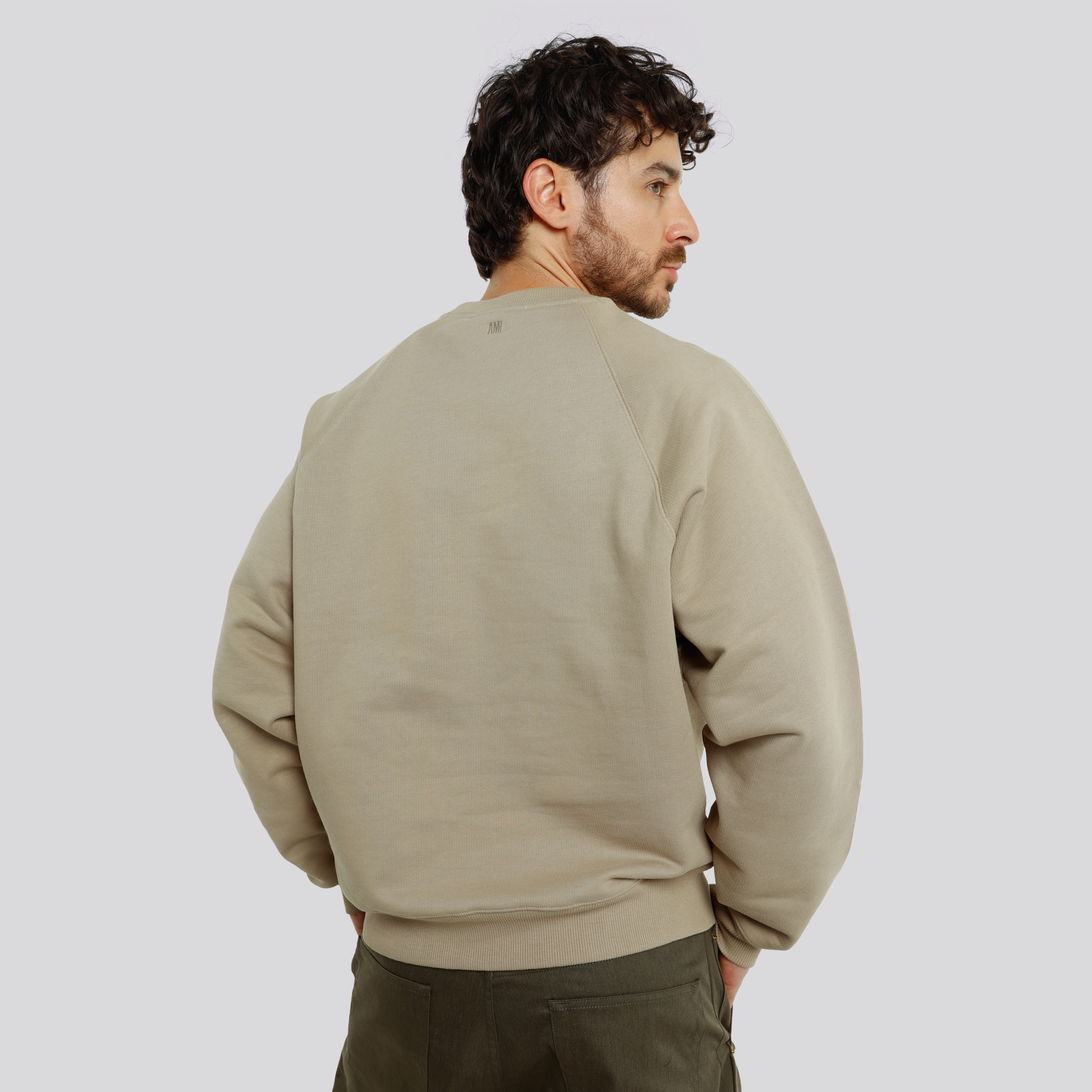 Buzo Beige Ami Paris Tonal Coeur