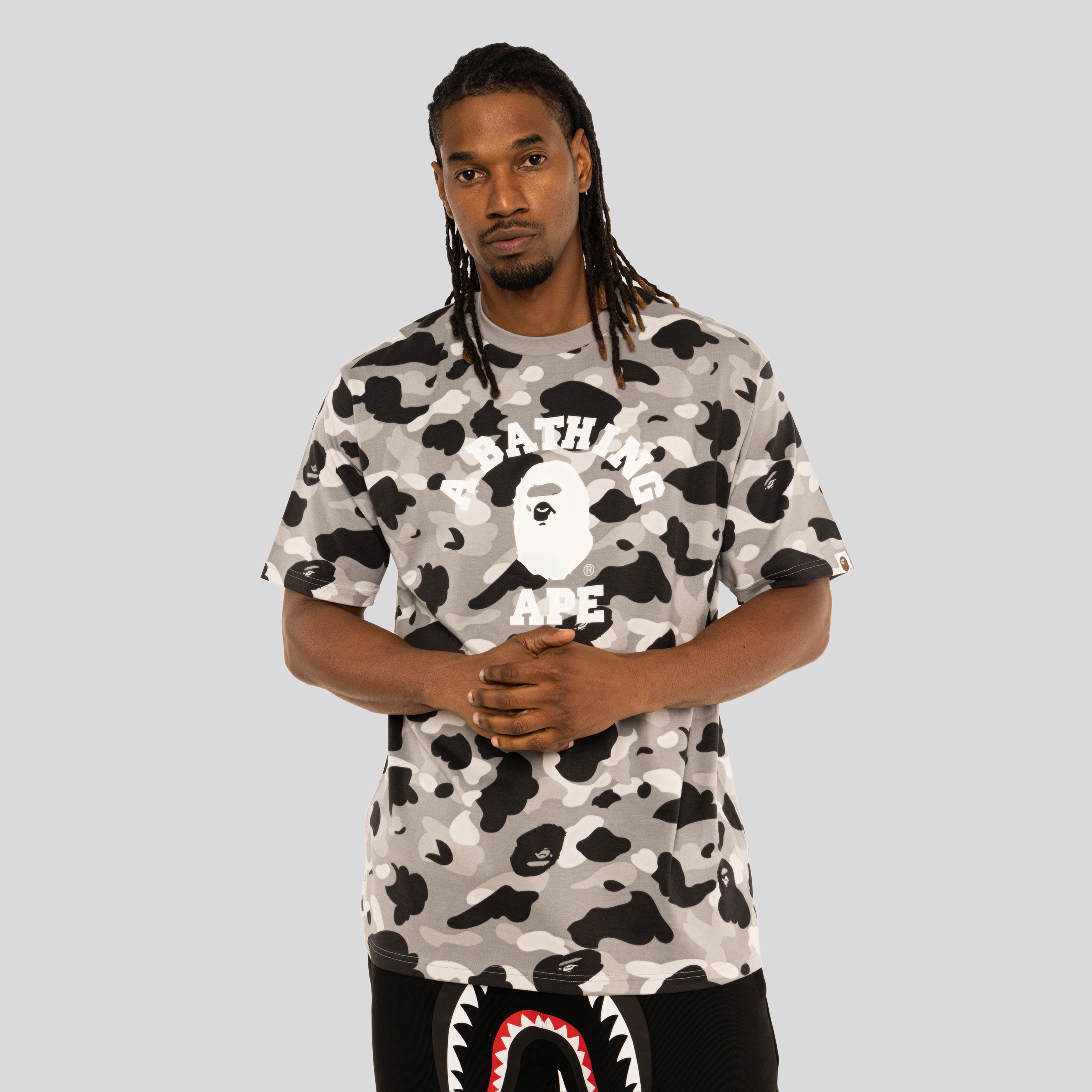 Camiseta Gris BAPE 1st Camo College