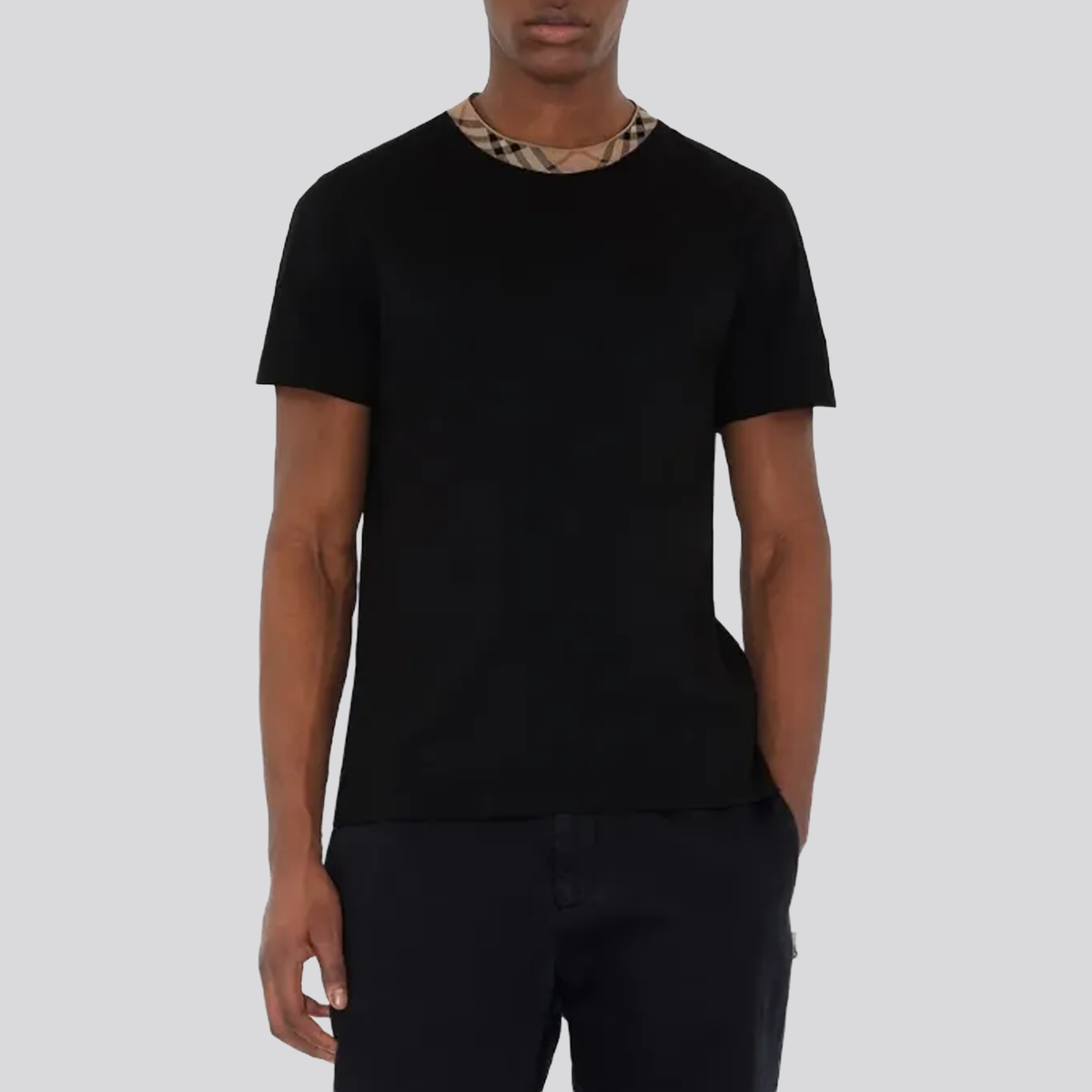 Camiseta Negra Burberry Vintage Check Neck