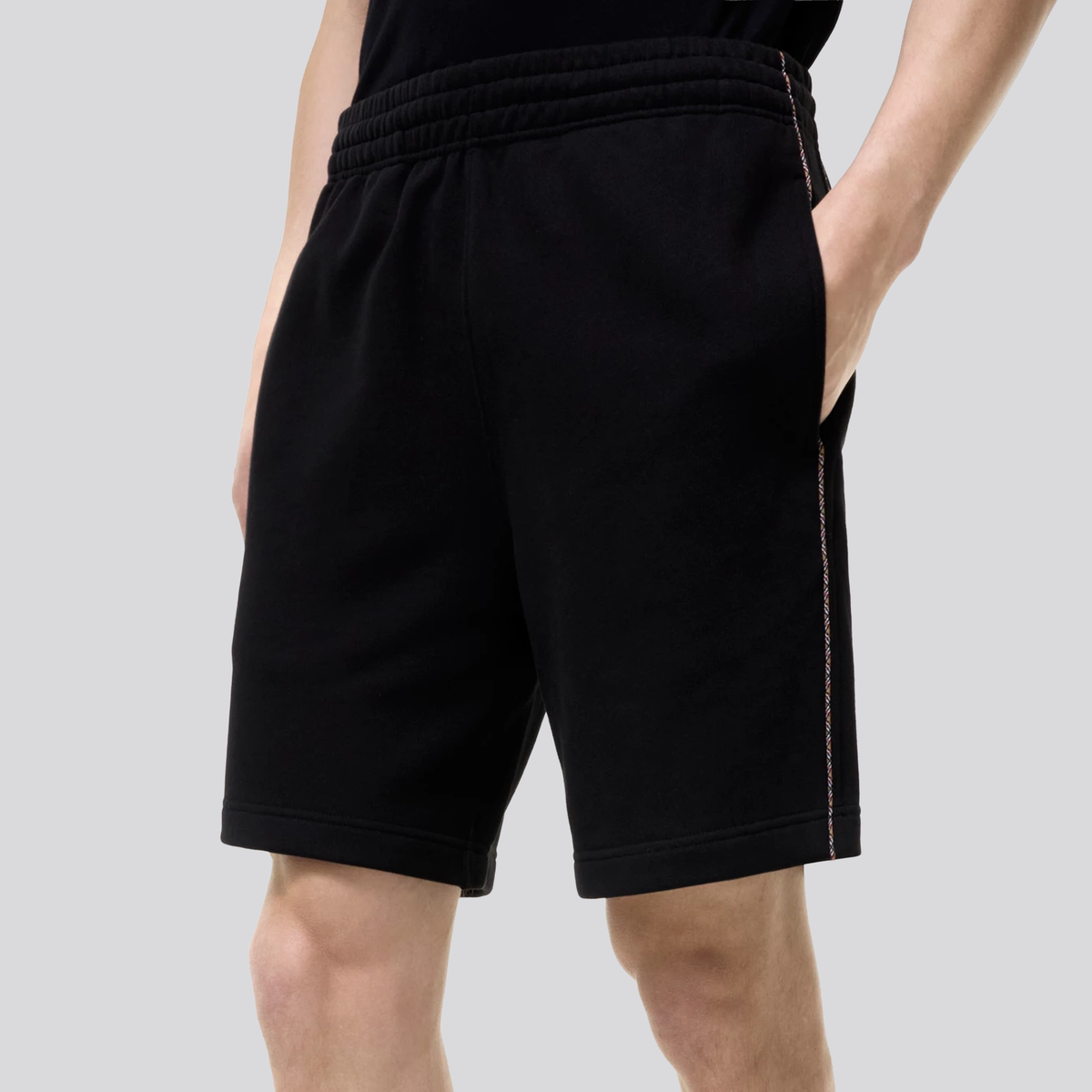 Short Negro Burberry Check Piping