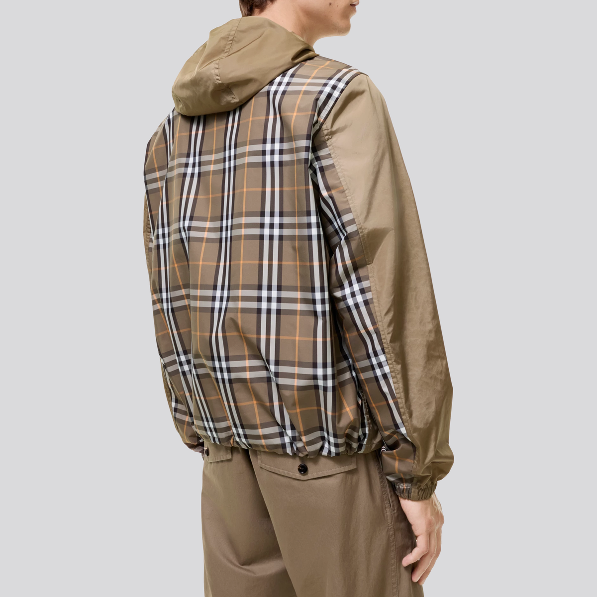 Chaqueta Verde Burberry Newport Check Trim