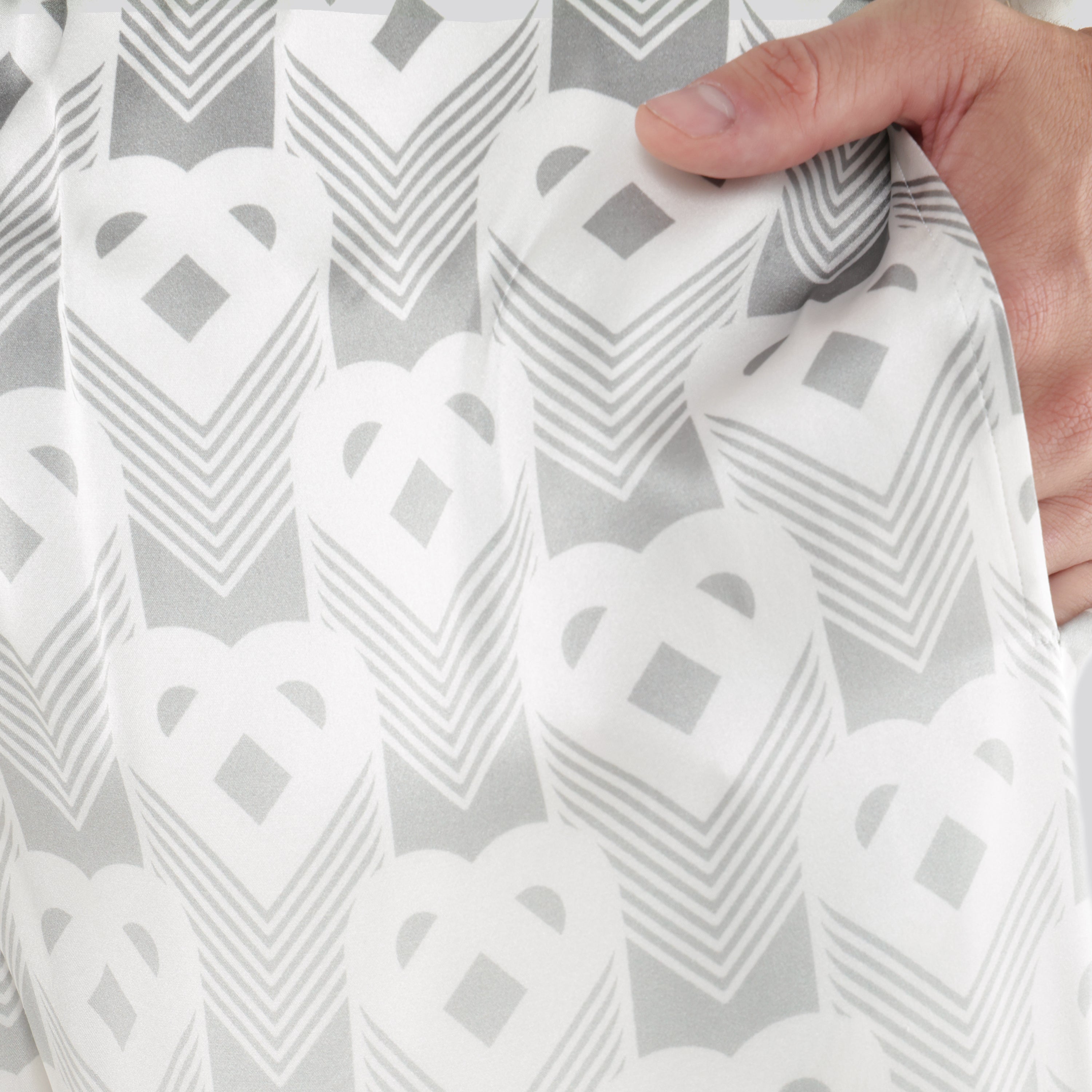 Short Gris Casablanca Gradient Heart Monogram