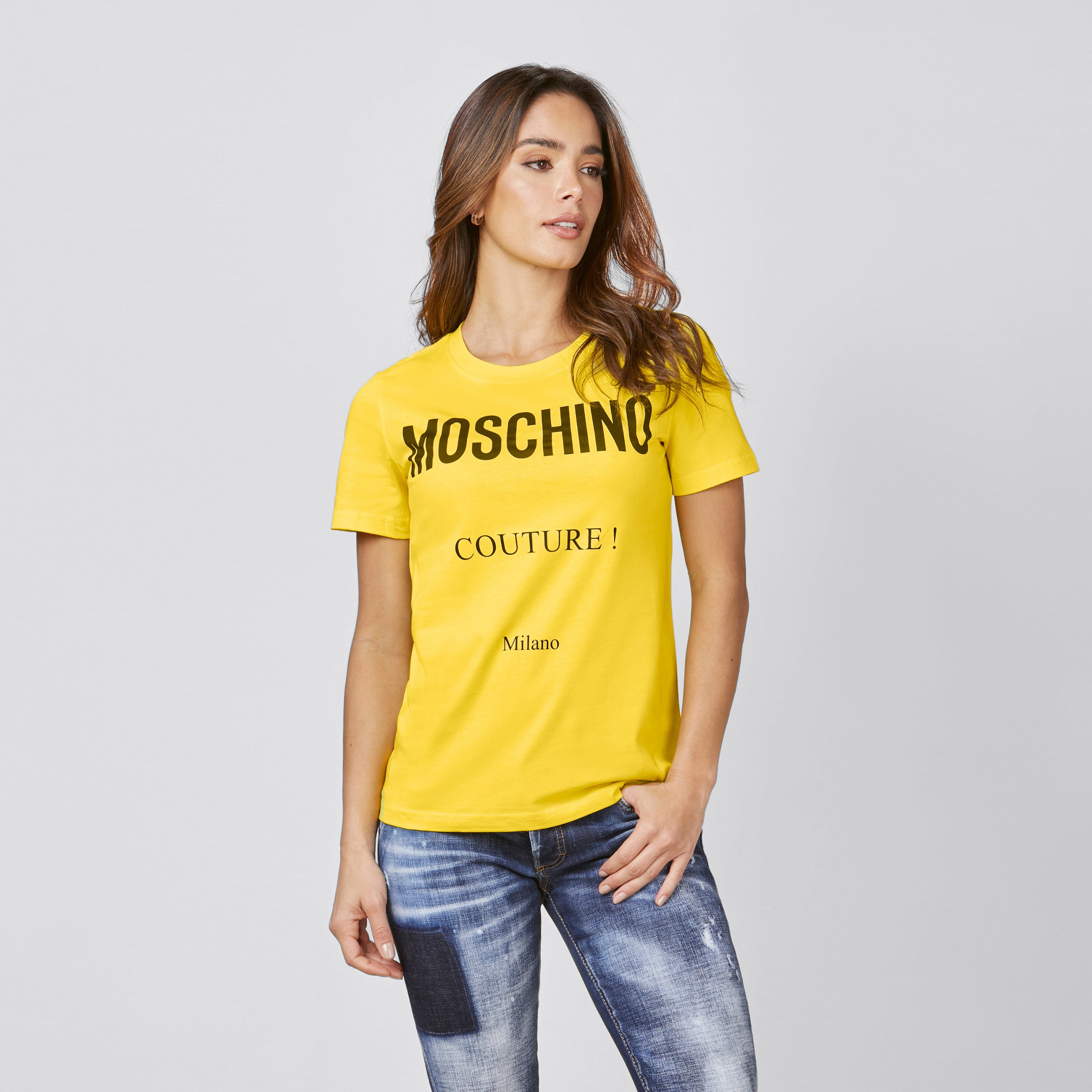 Camiseta Amarilla Moschino Couture !