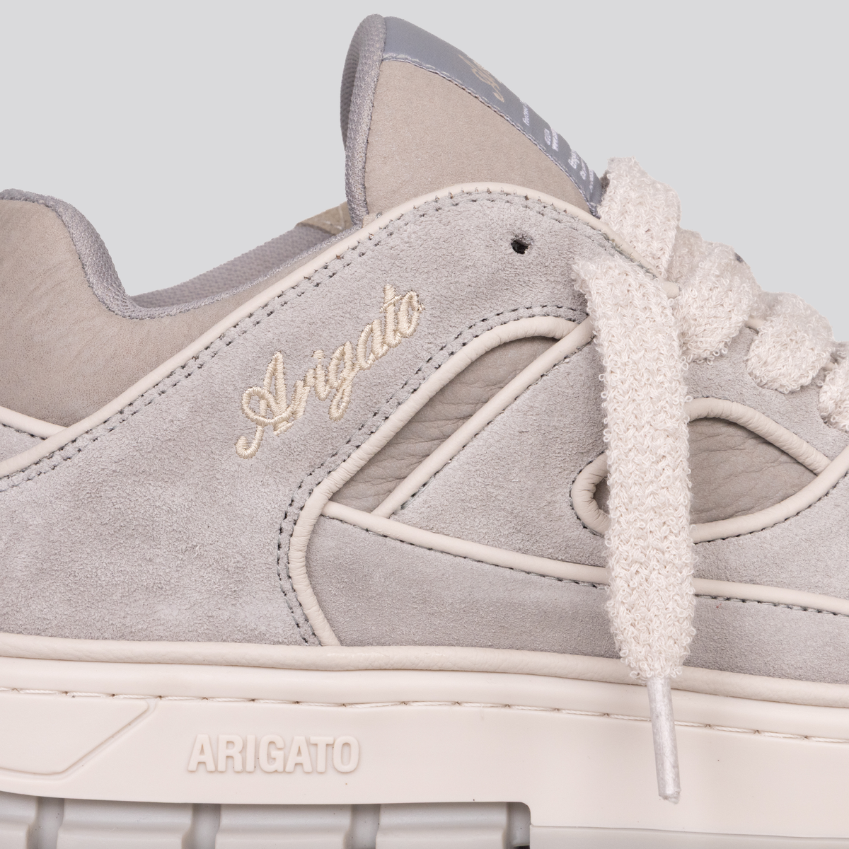 Sneakers Grises Axel Arigato Area