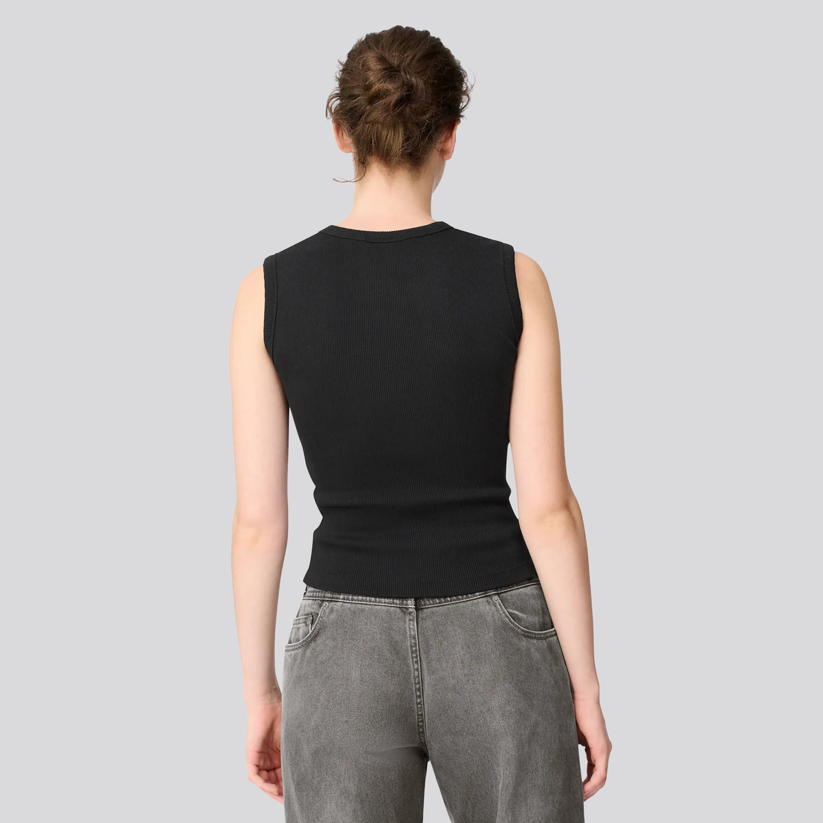 Top Negro Axel Arigato Ribbed Tank