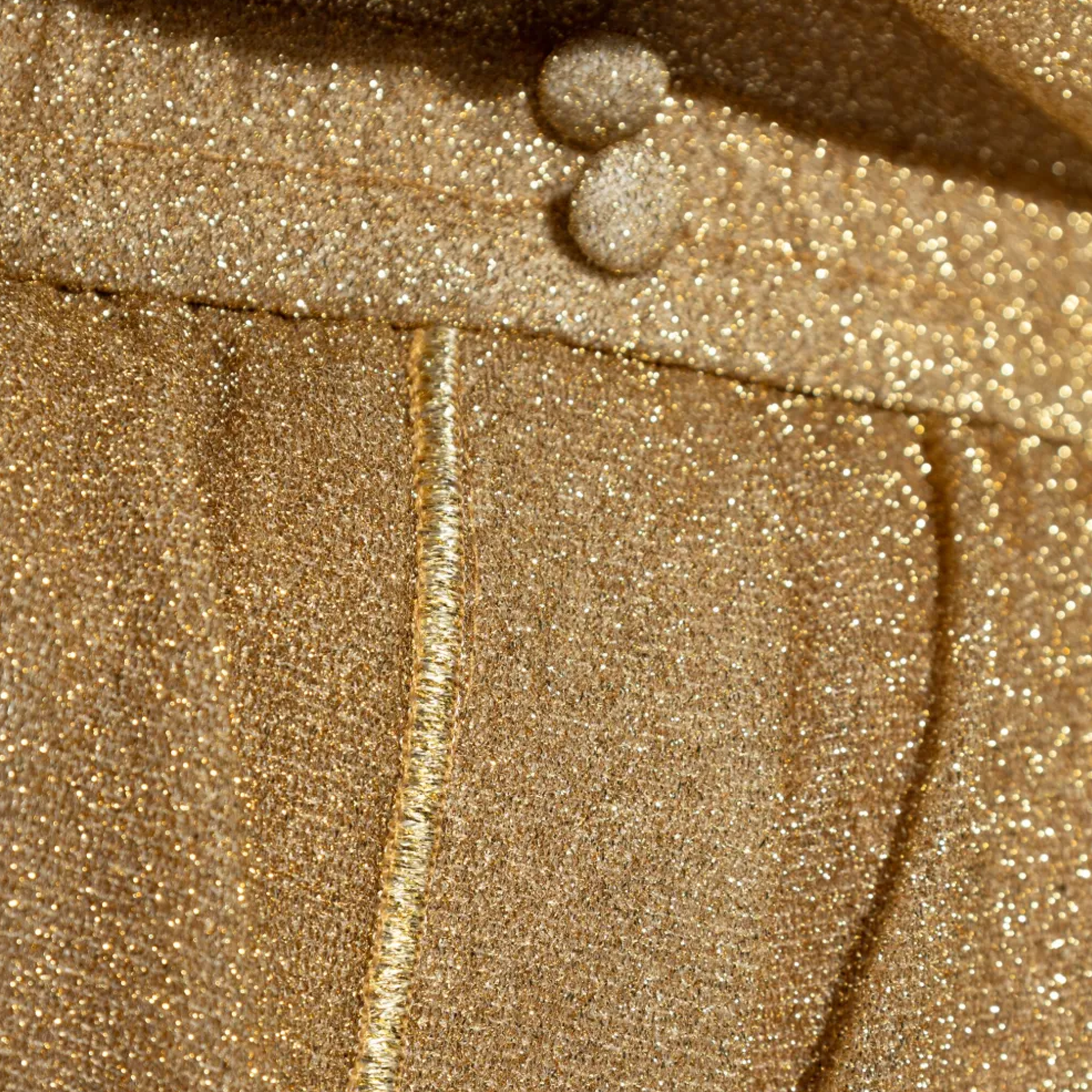 Short Oro Oséree Lumiere