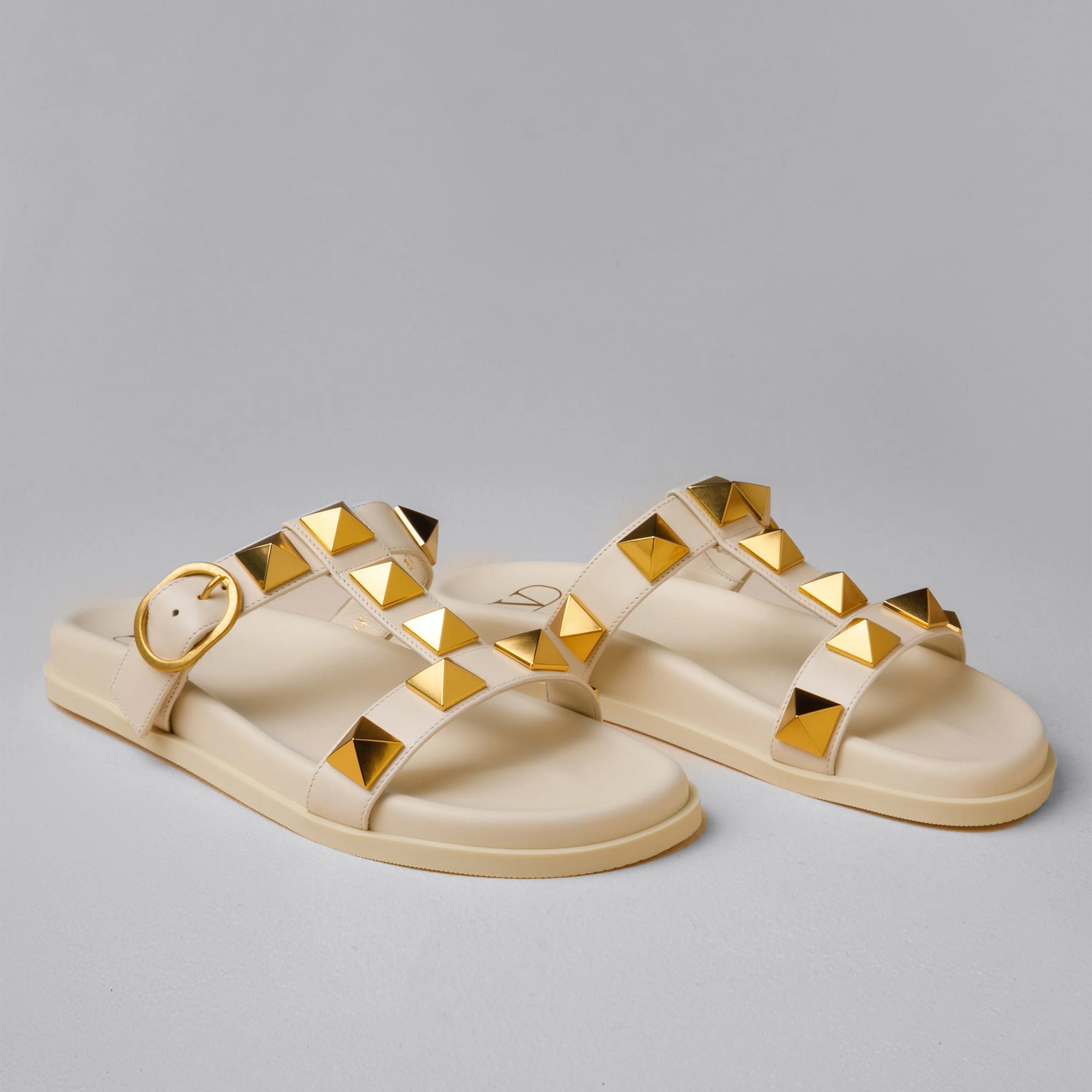 Sandalias Valentino Blanco-Dorado Roman Stud