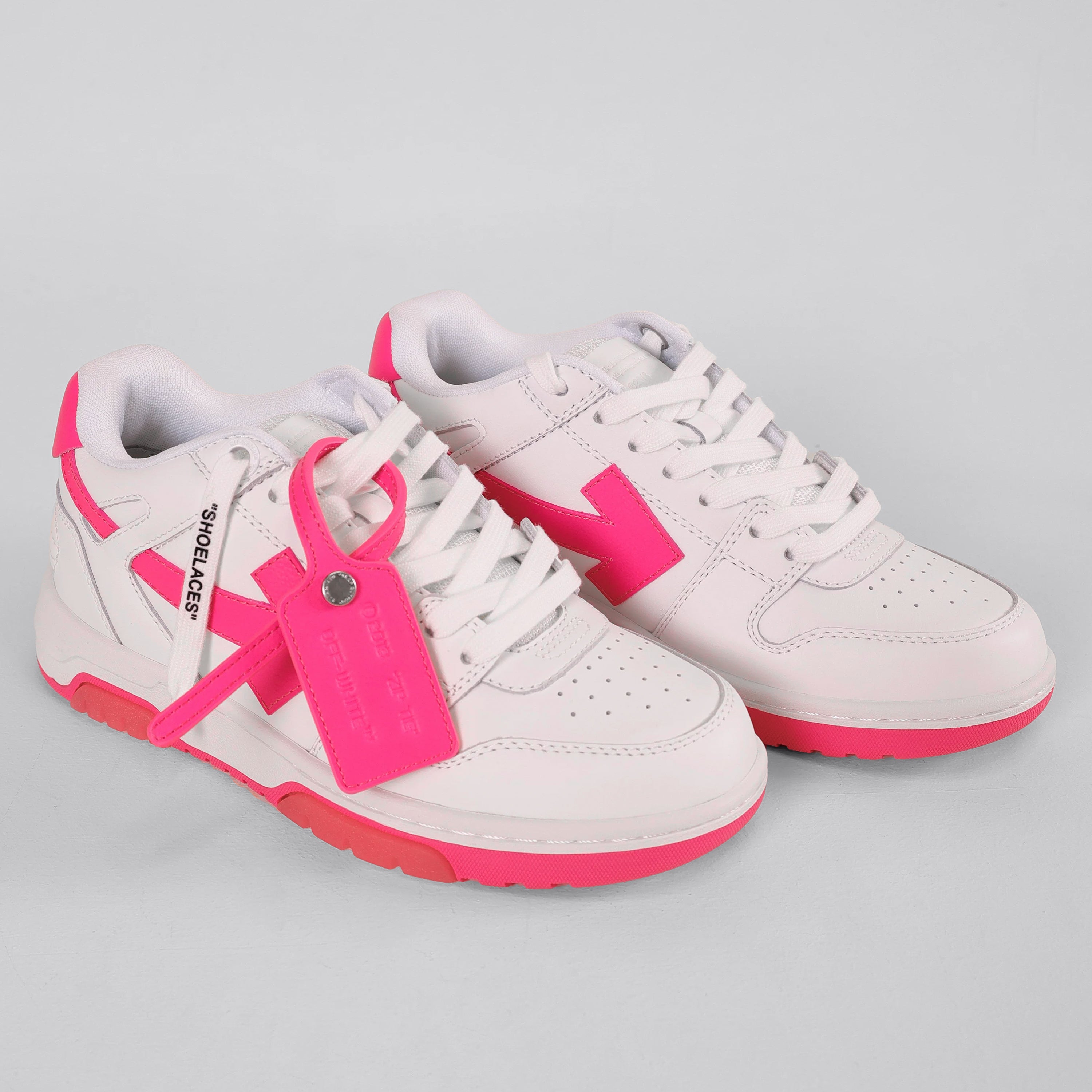 Sneakers Out Of Office Calf Leather Blanco Fucsia
