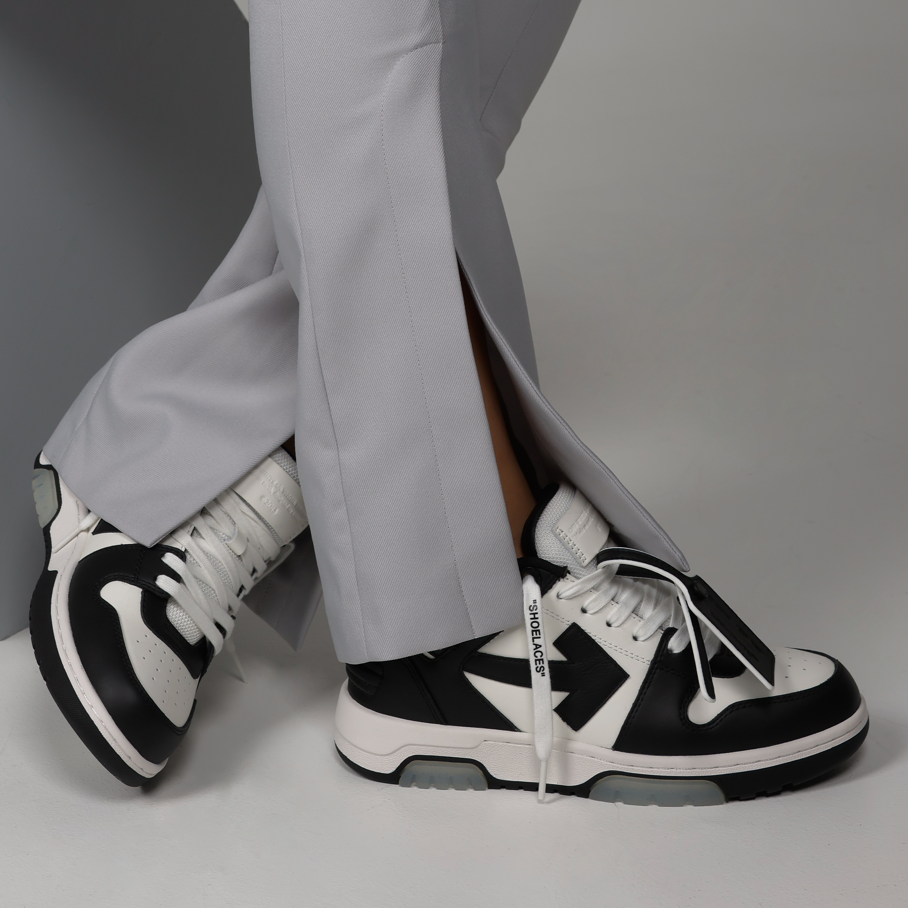 Sneakers Negros Blanco Off-White "OOO"