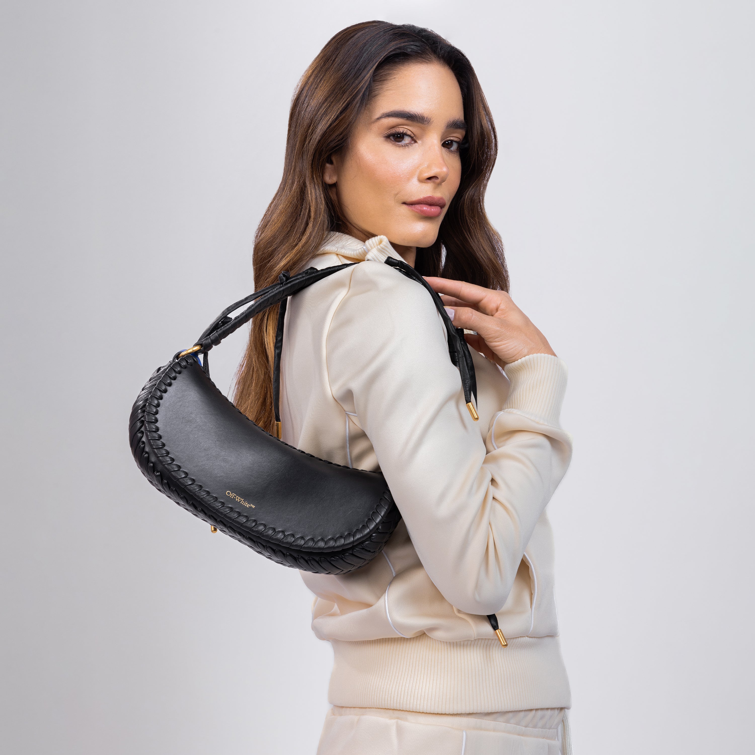 Cartera Negra Off-White Edge Weaving