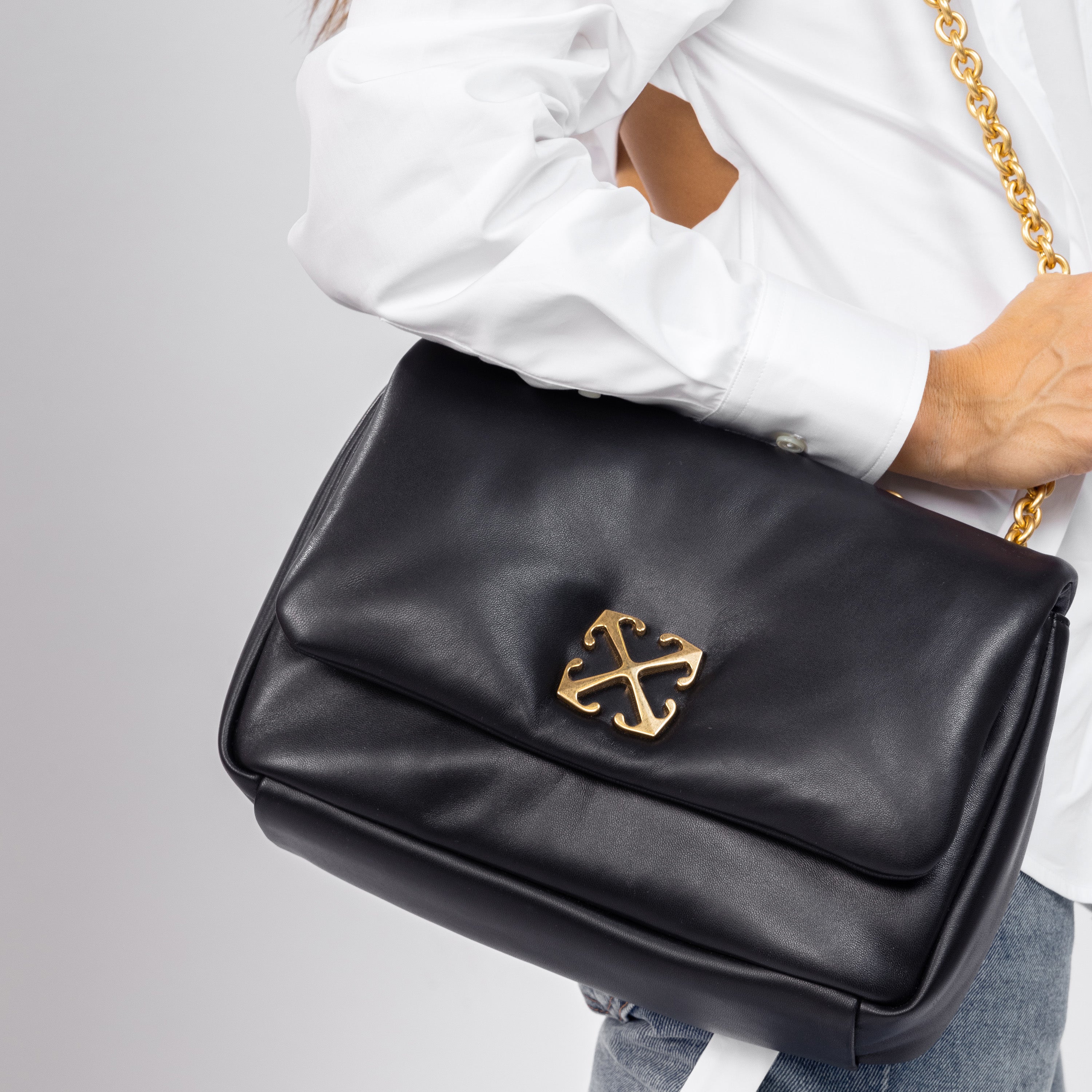 Cartera Negra Off-White Jitney Puffer Nappa