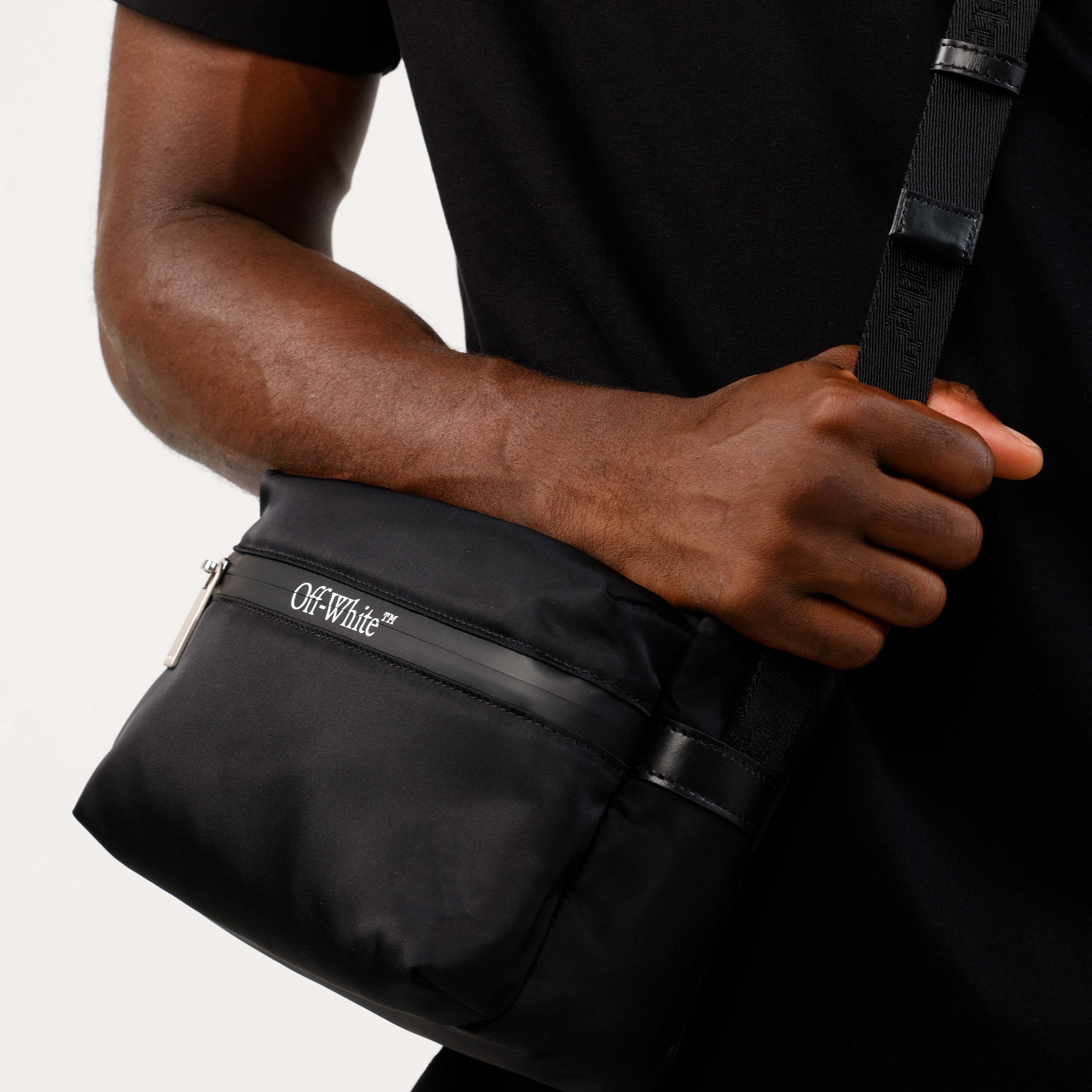 Riñonera Negro Off-White Outdoor Waistbag
