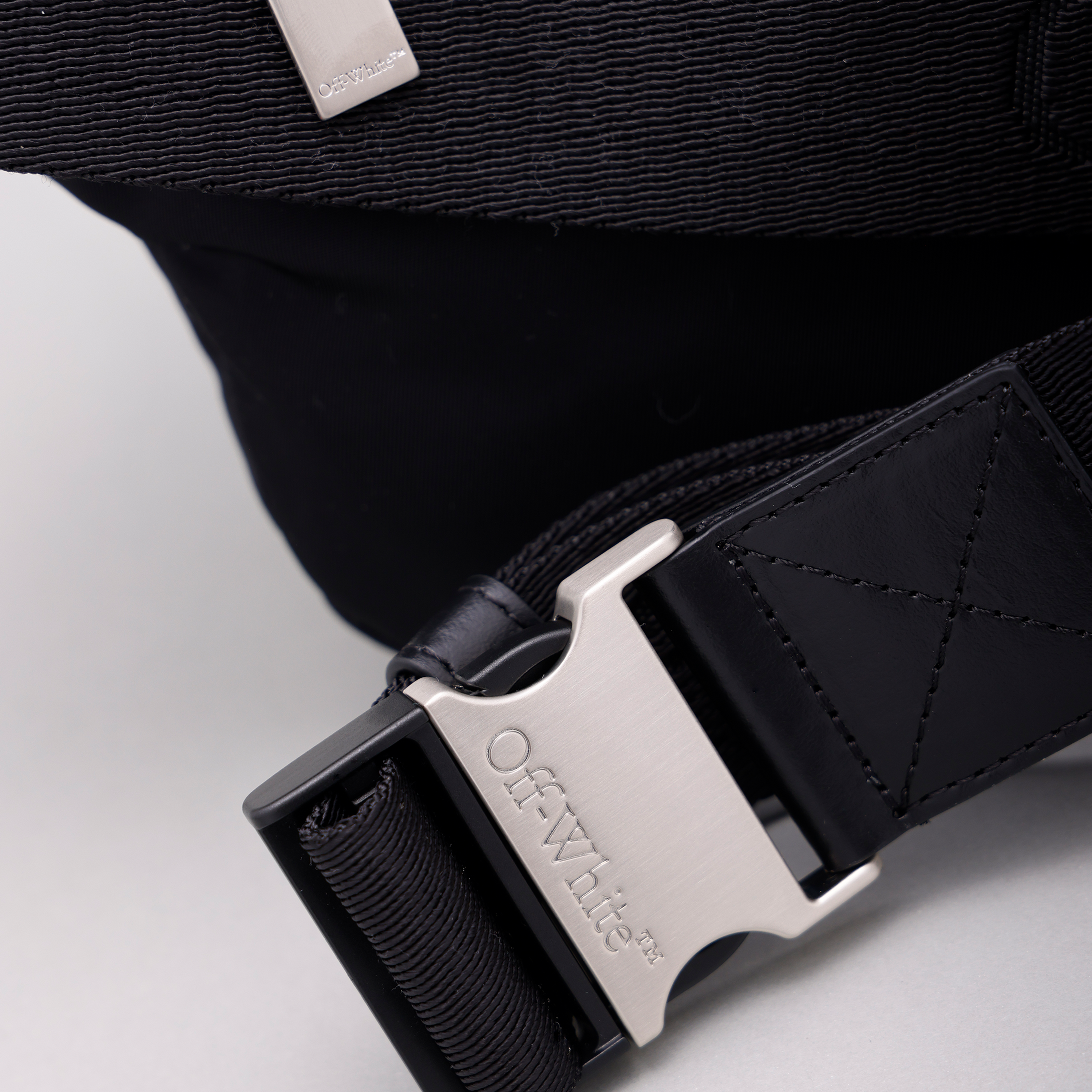 Riñonera Negro Off-White Outdoor Waistbag