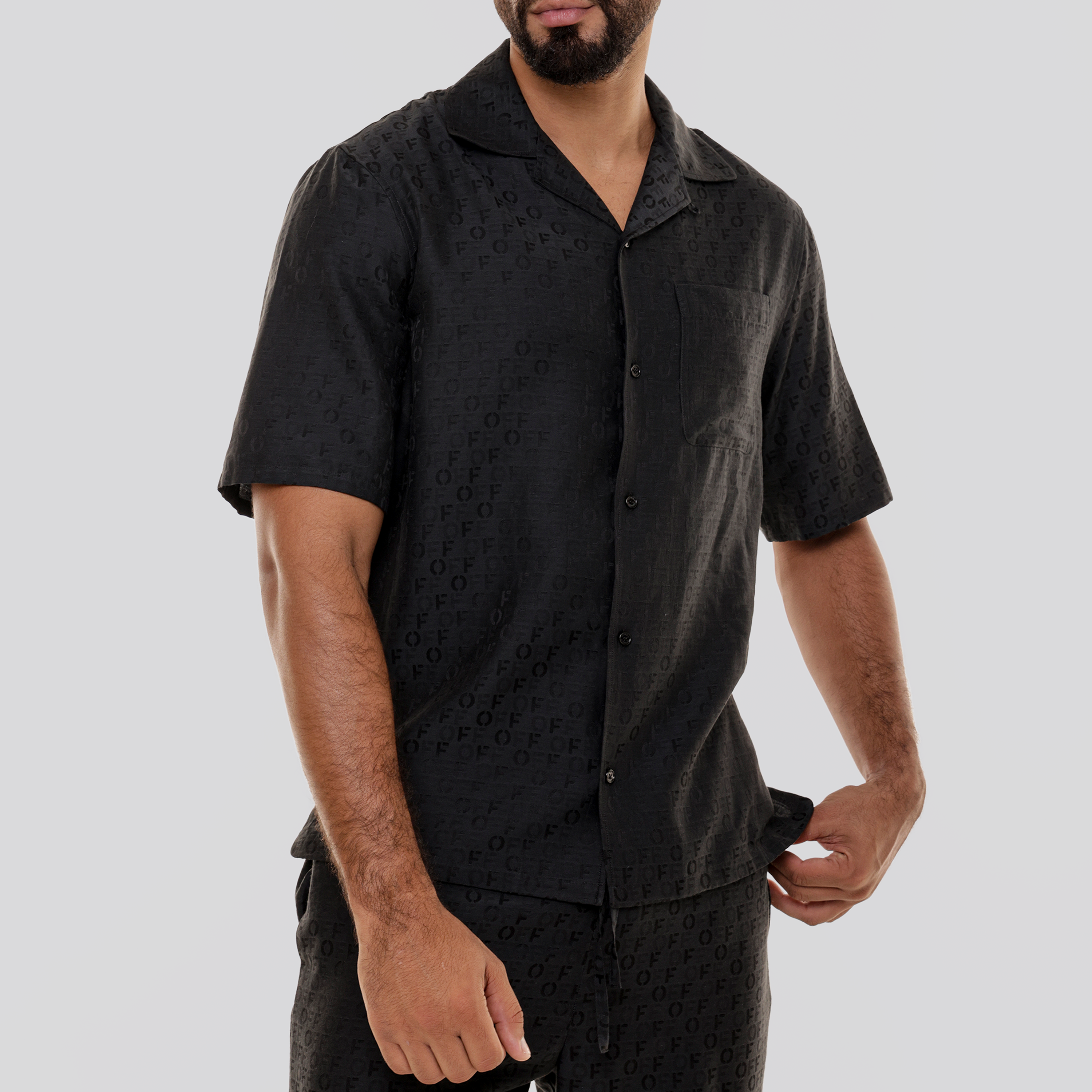 Camisa Negra Off-White Silk Logo Vacation