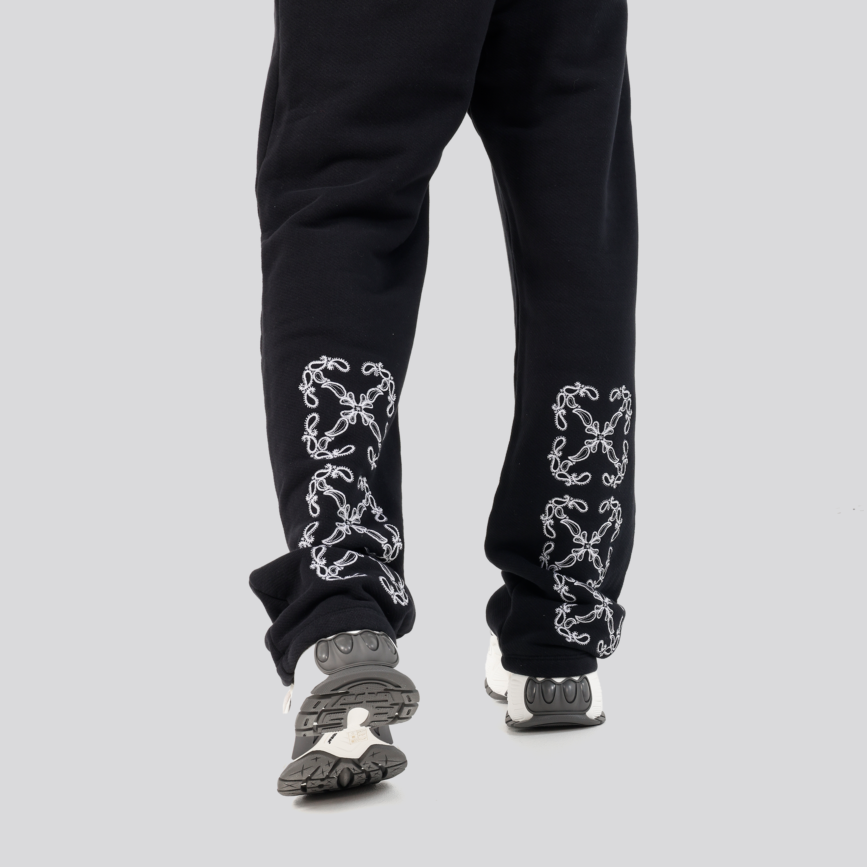 Sudadera Negra Off-White Bandana