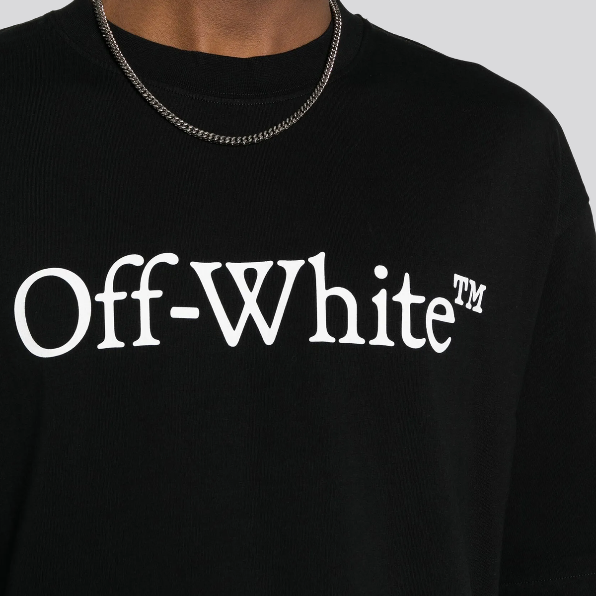 Camiseta Negra Off-White Big Logo