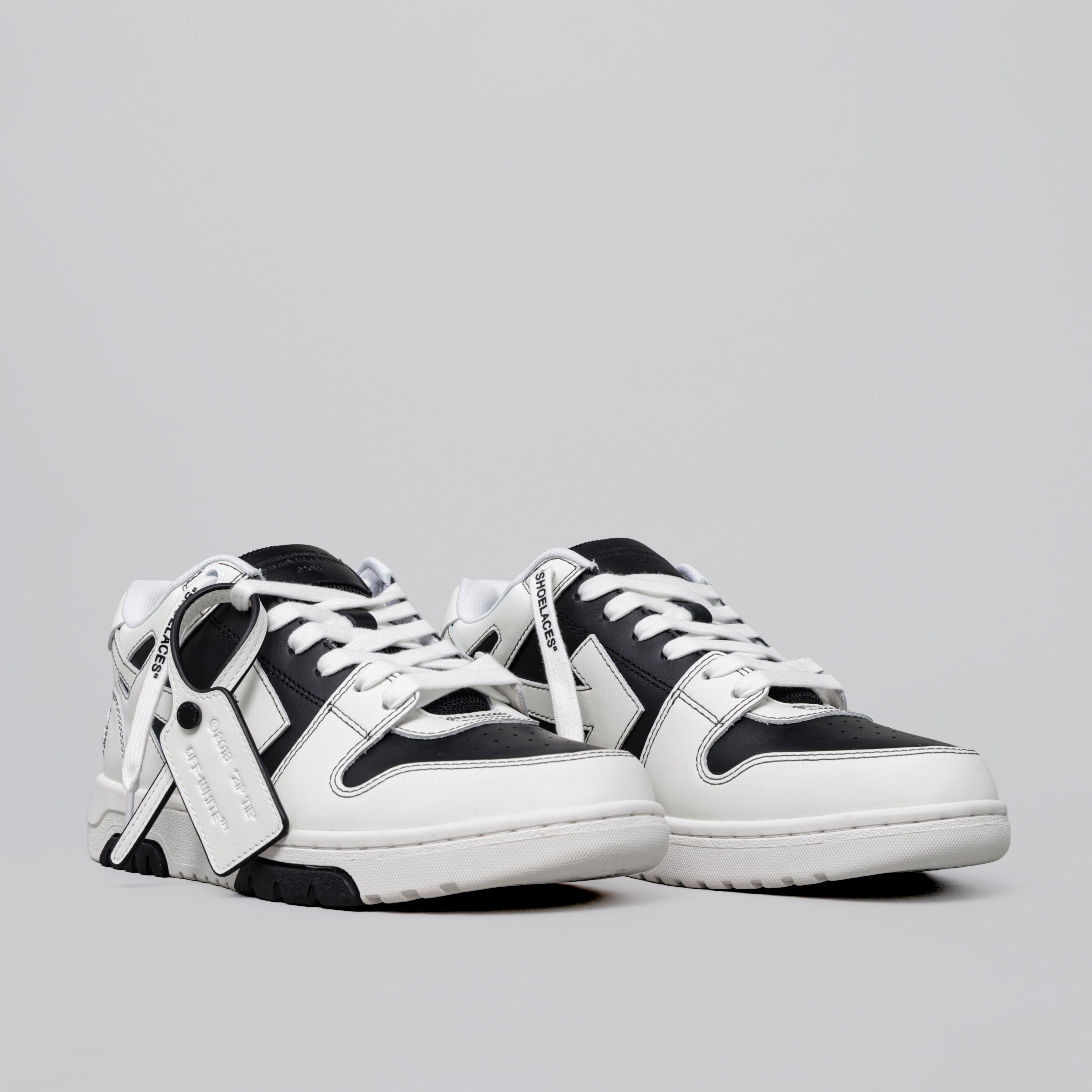 Sneakers Blanco Negro Off-White "OOO"