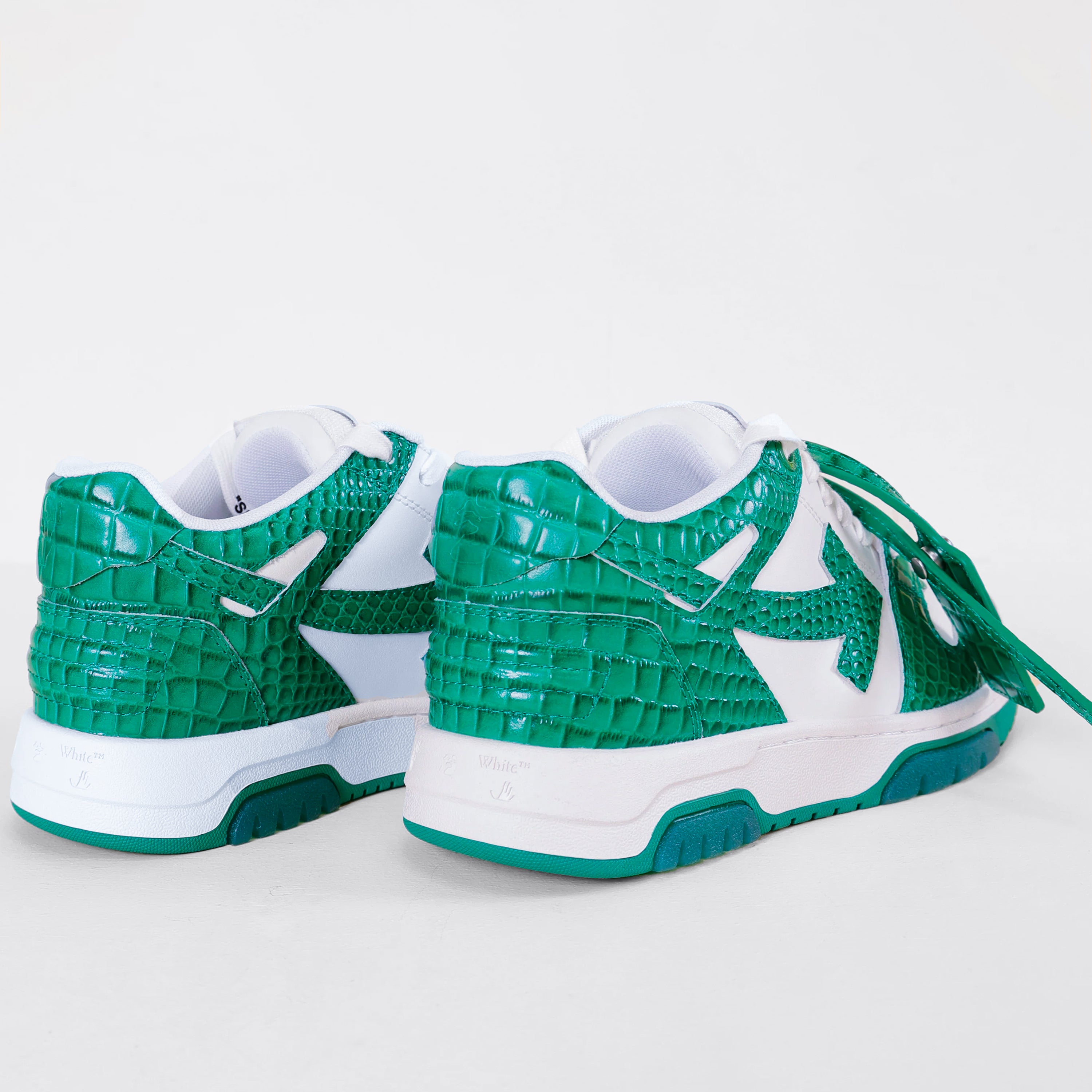 Sneakers Verde Off-White "OOO"