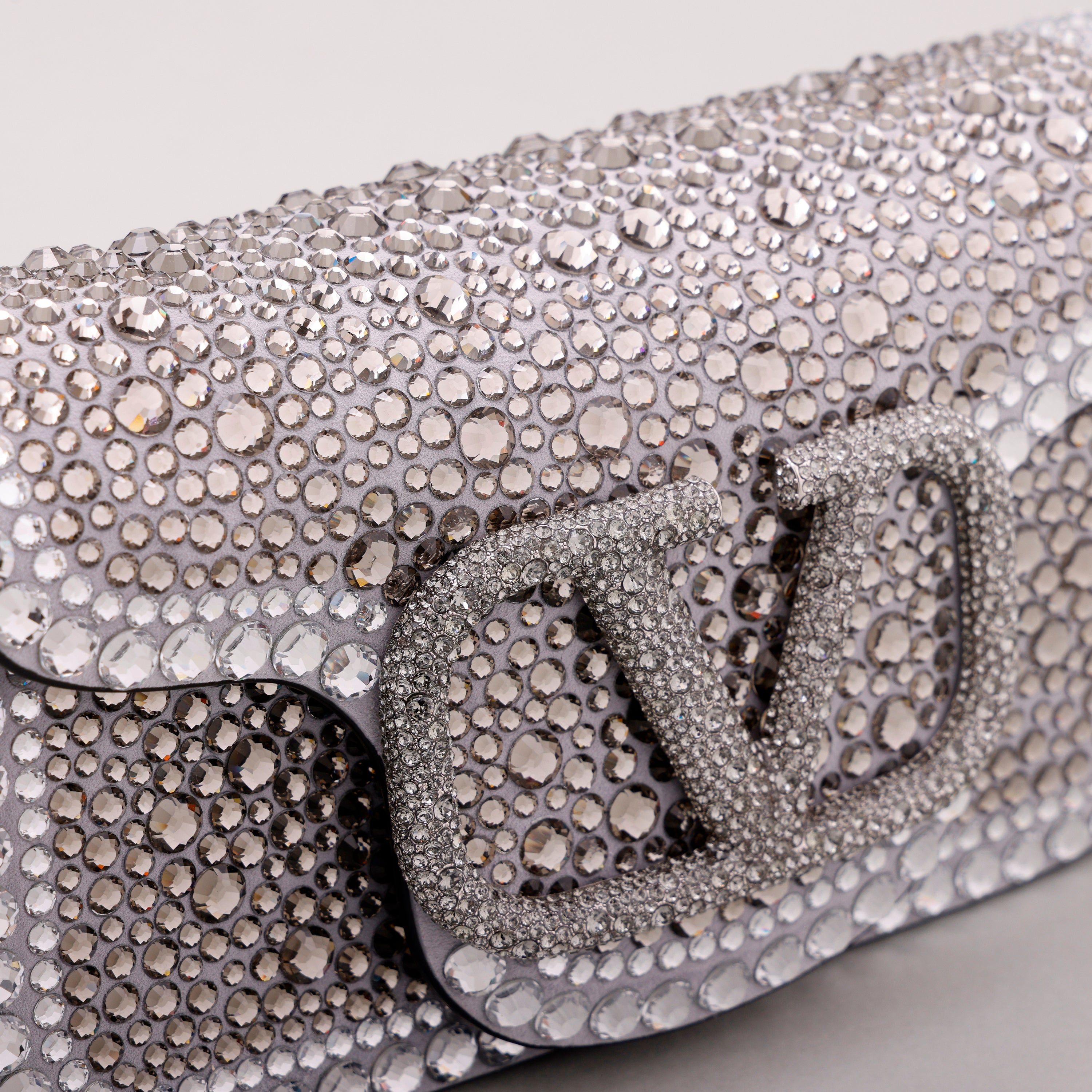 Cartera Gris Valentino logo Crystal Rhinestones