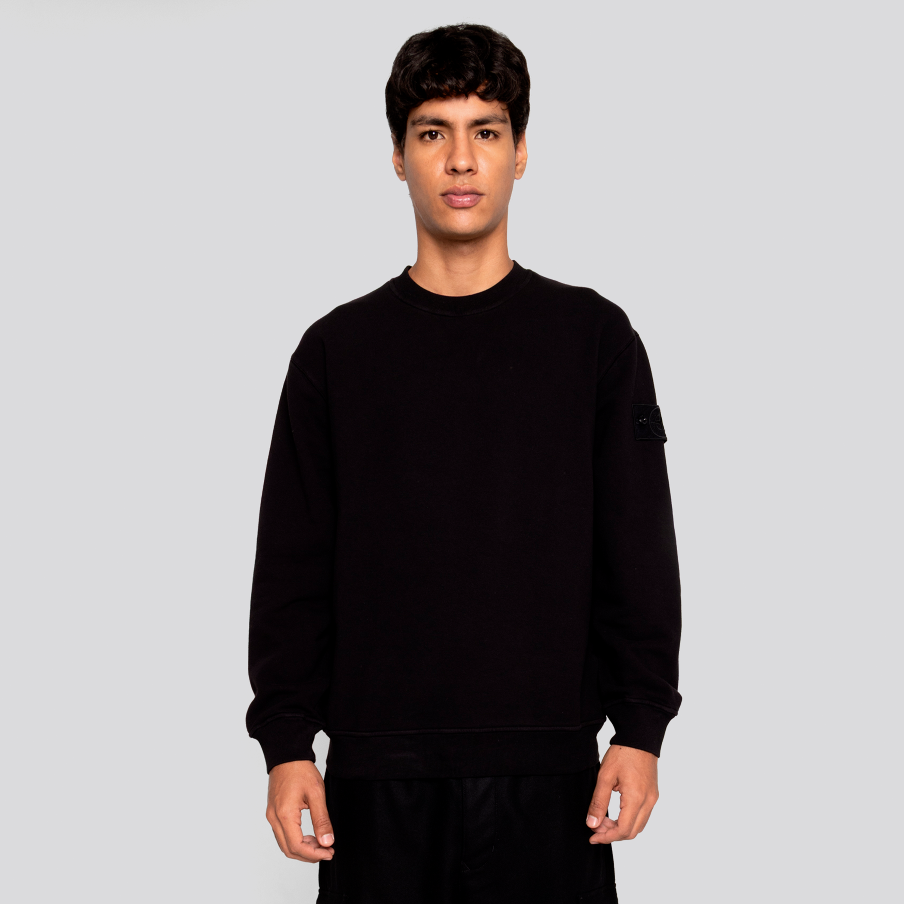 Buzo Negro Stone Island Ghost