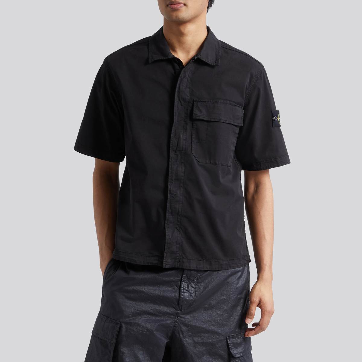 Camisa Negra Stone Island Logo Patch