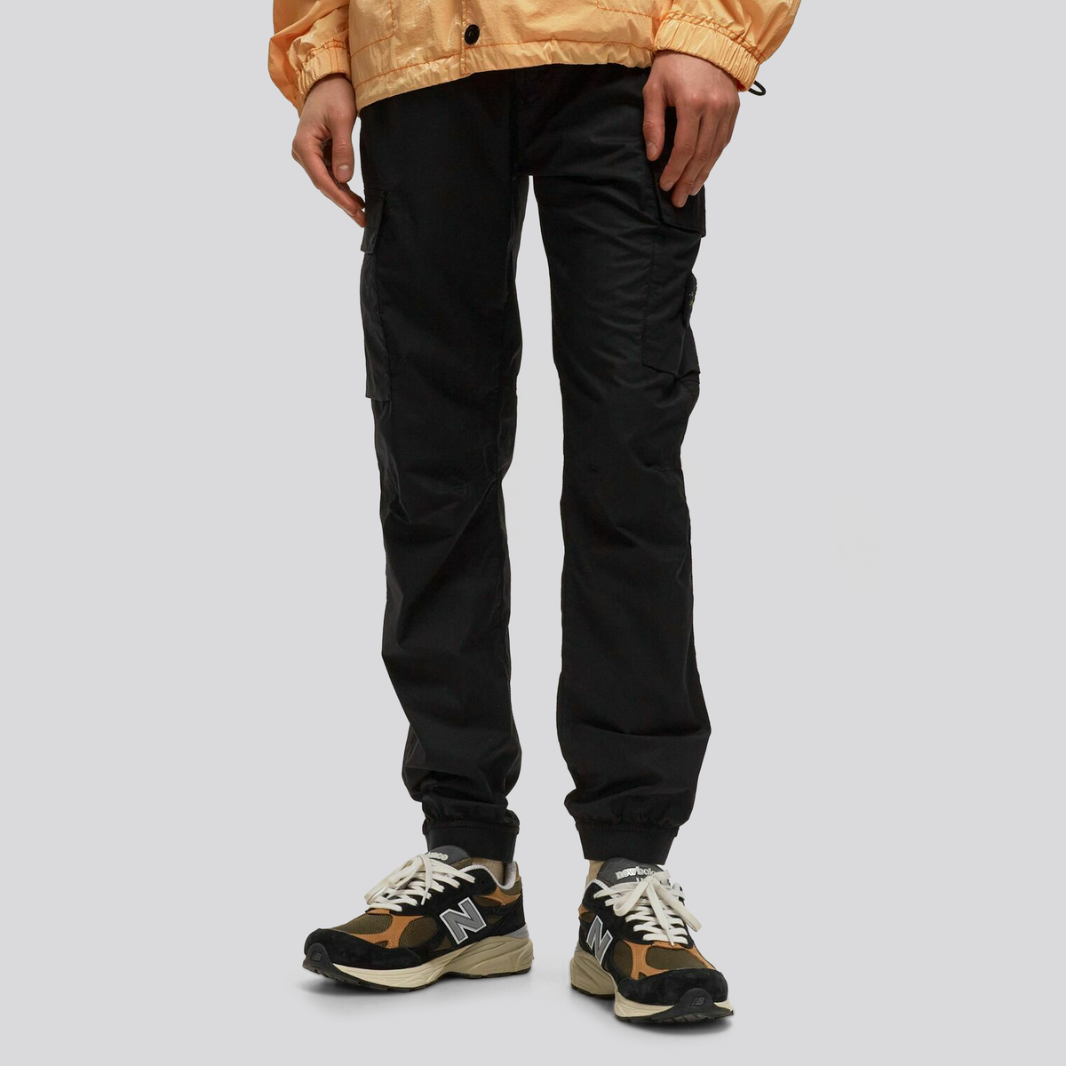 Pantalón Negro Stone Island Logo Patch Paracadute