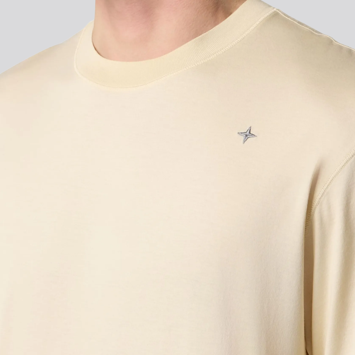 Camiseta Beige Stone Island Compass