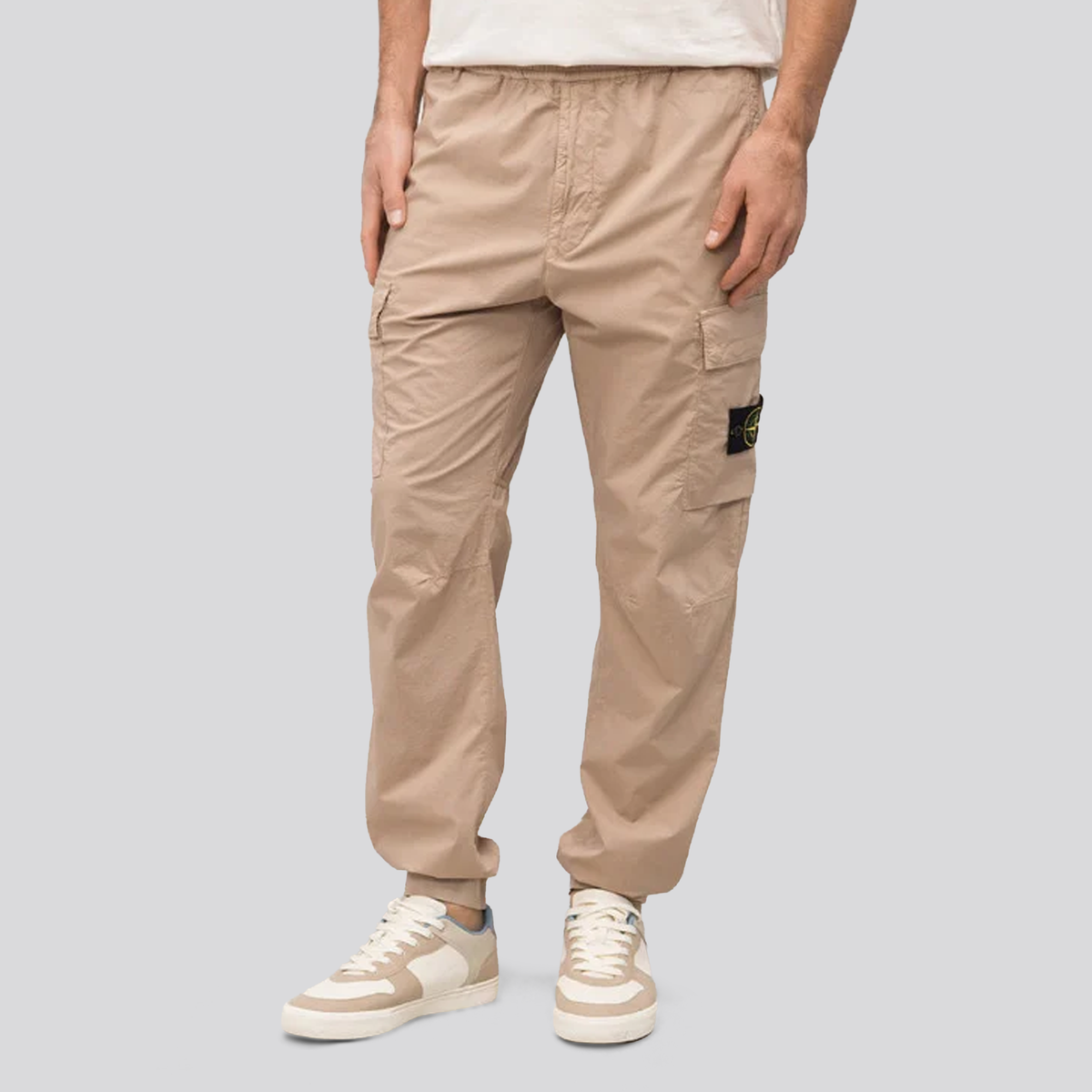 Pantalón Beige Stone Island Logo Patch Paracadute