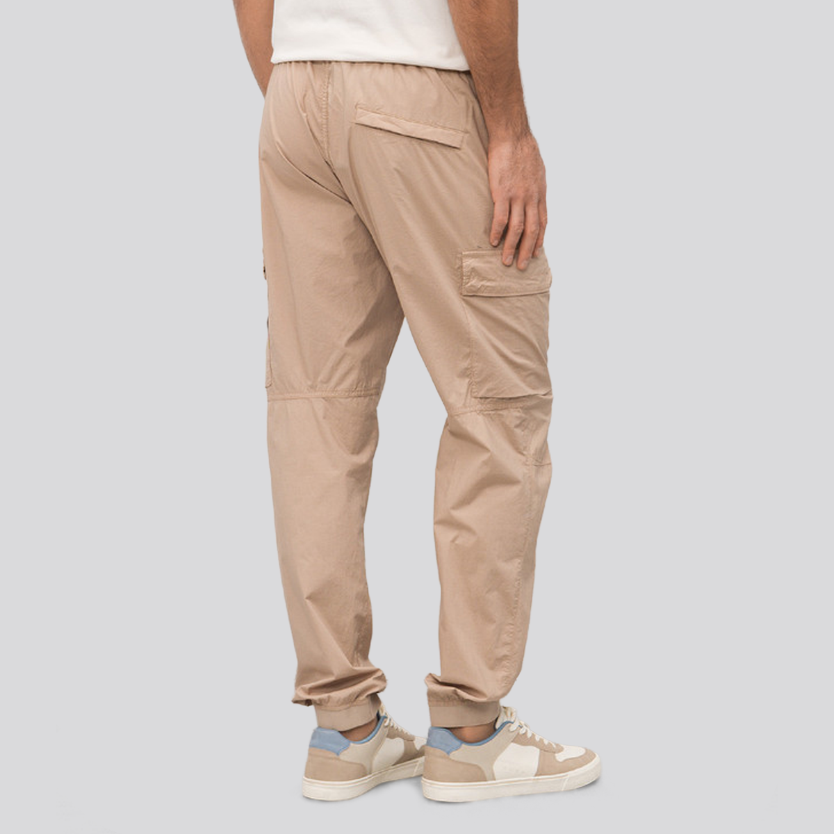 Pantalón Beige Stone Island Logo Patch Paracadute
