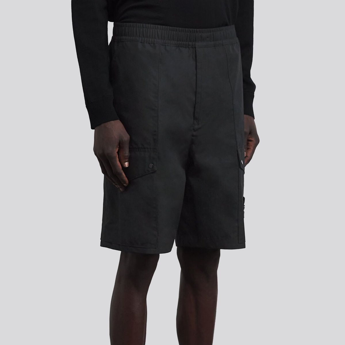 Short Negro Stone Island Ghost