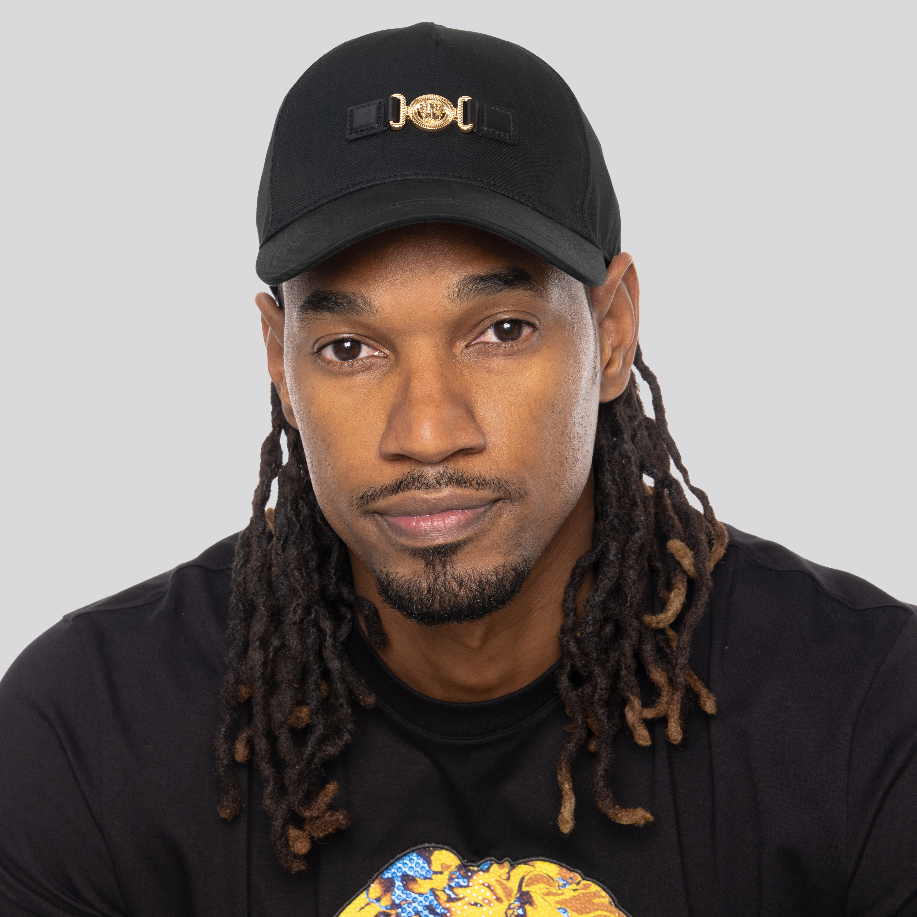 Gorra Negra Versace Medusa Plaque