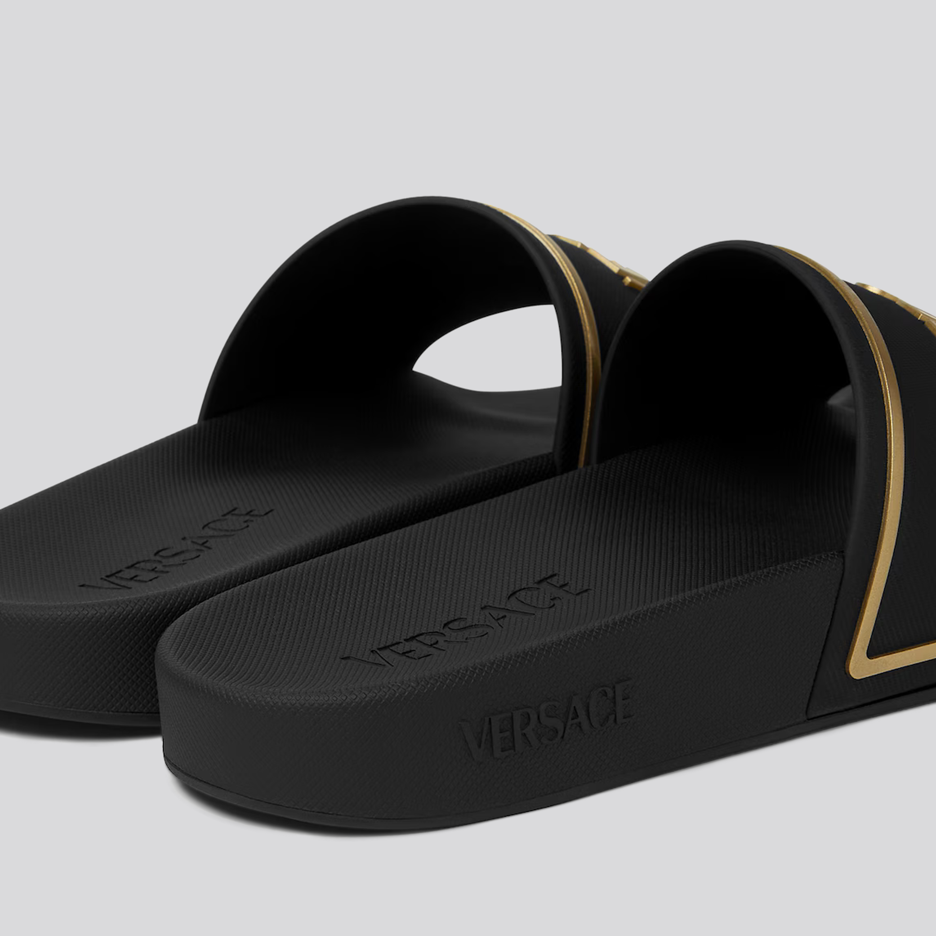 Sandalias Negras Versace Embrossing