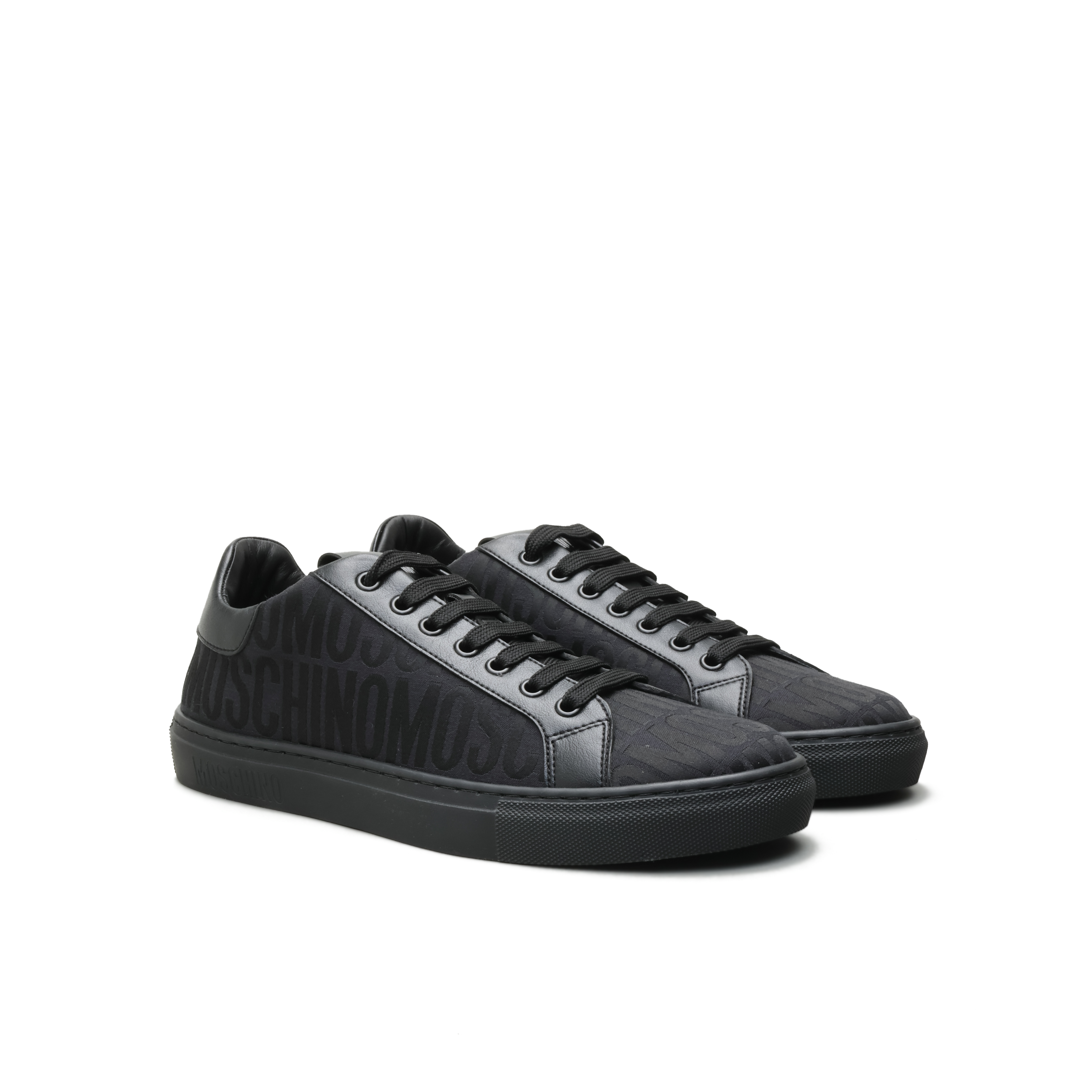 Sneakers Negros Moschino Monogram
