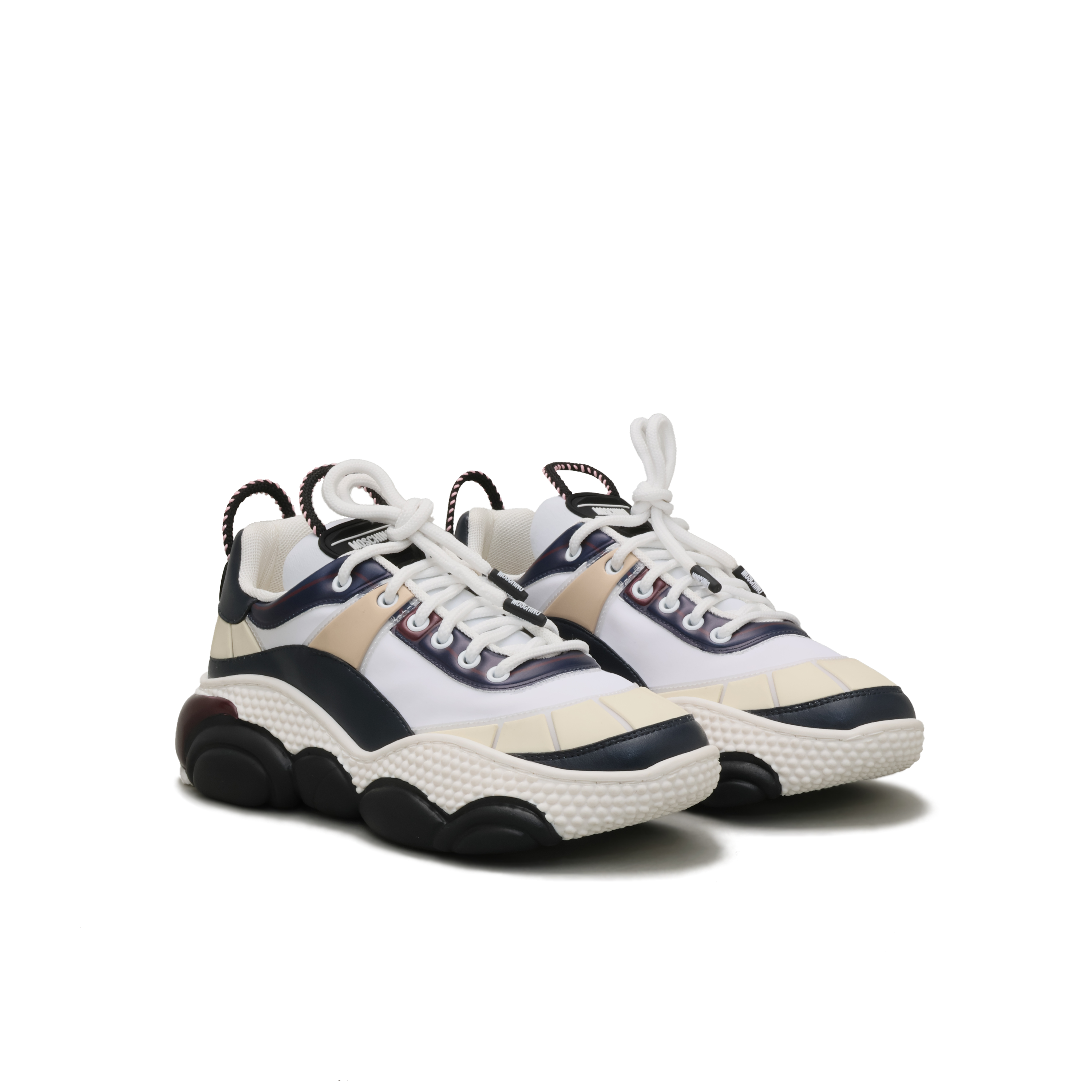 Sneakers Blancos Moschino Embossed