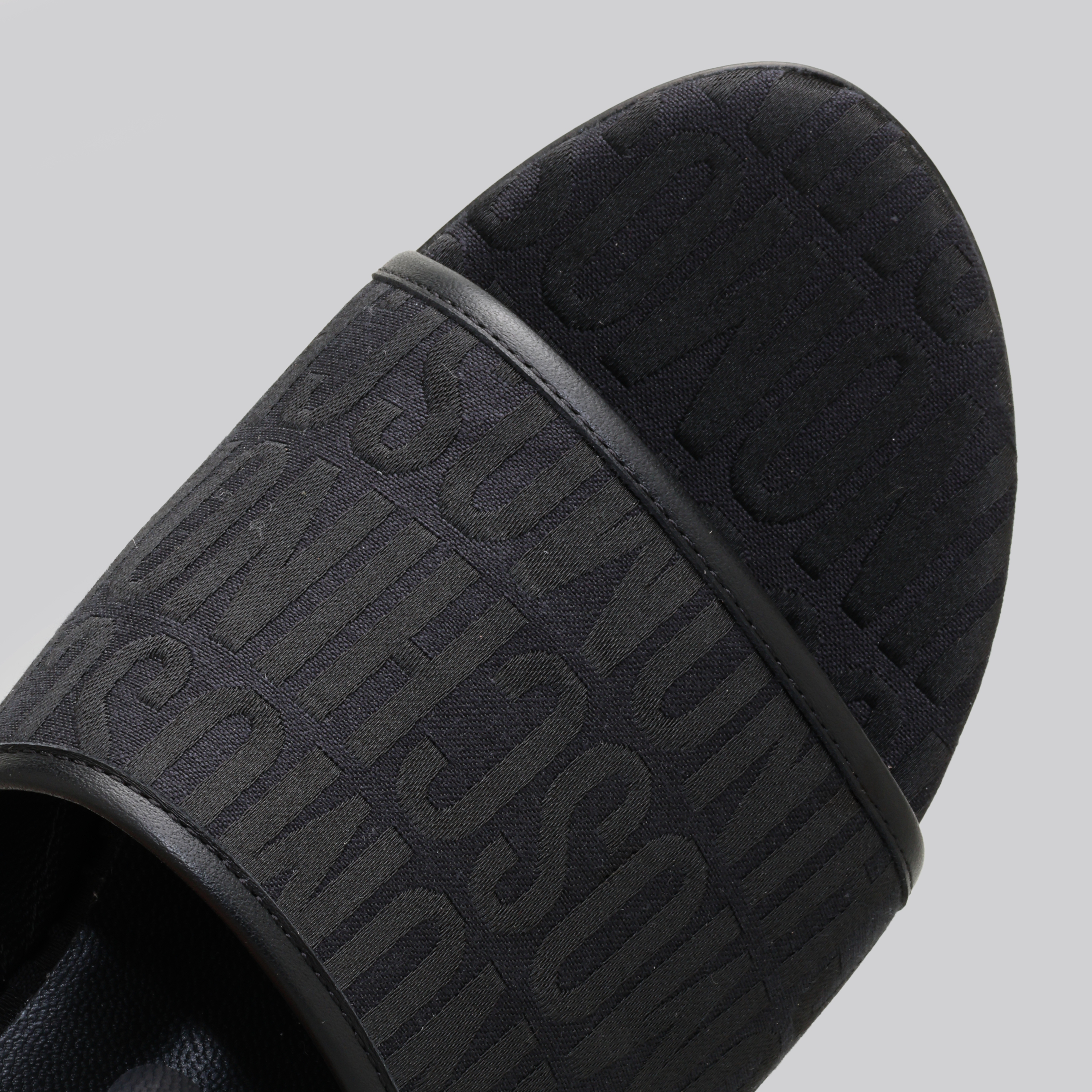 Sandalias Negras Moschino Multilogo Slip