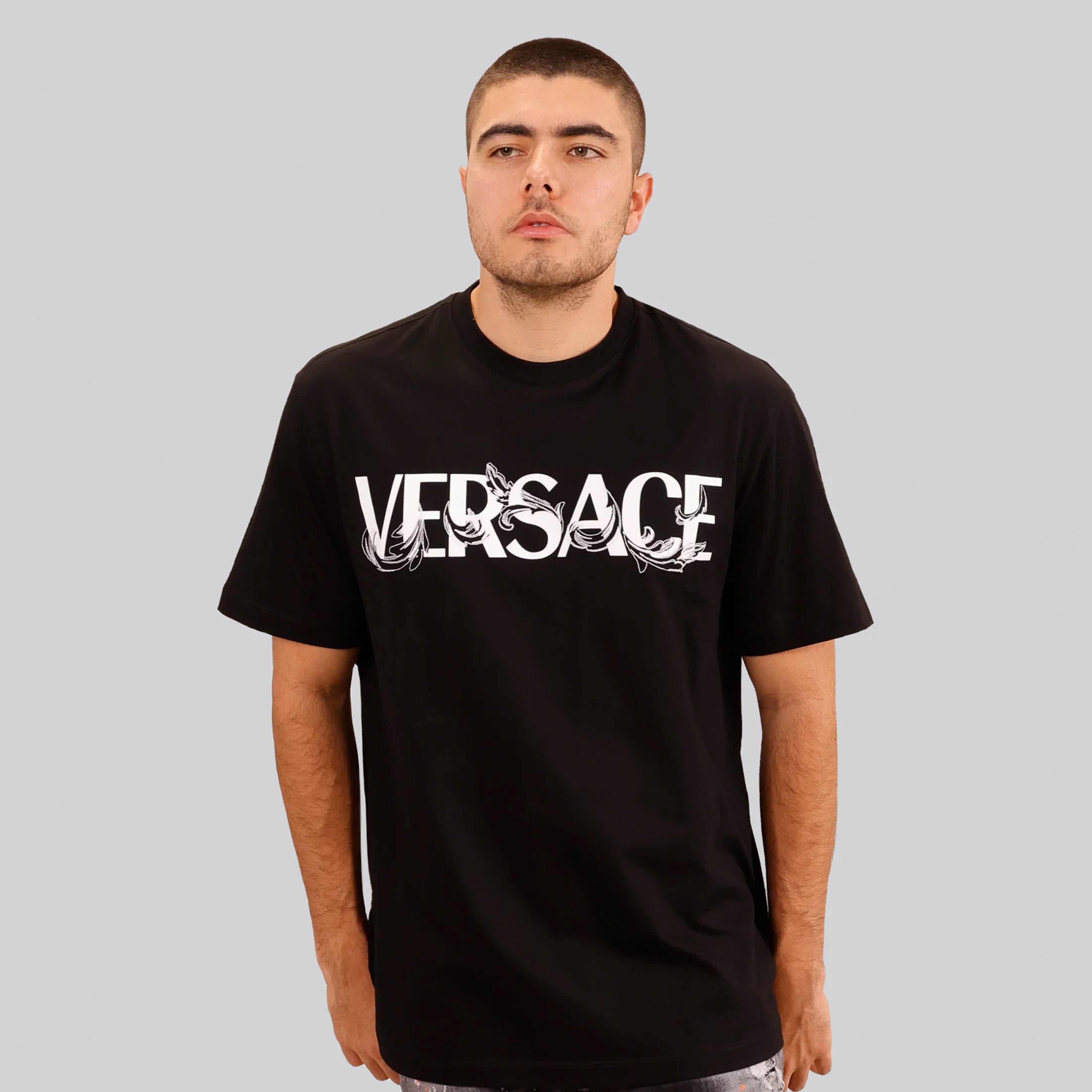 Camiseta Negra Versace Logo